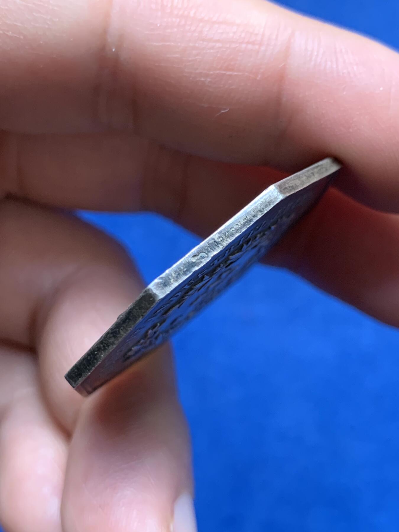 《竞宝斋》第373场 周日，周一，周二 3场连拍 （全场包邮） 法国工商业信贷八角银质代币，21.3克 37mm 丰饶角AR边铭