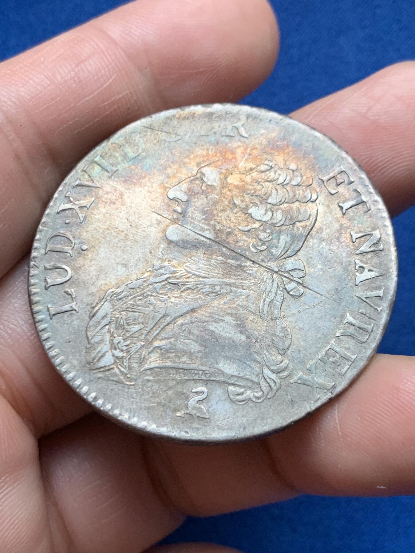 《竞宝斋》第373场 周日，周一，周二 3场连拍 （全场包邮） 法国 1784年 路易十六 1埃居银币 细节见图