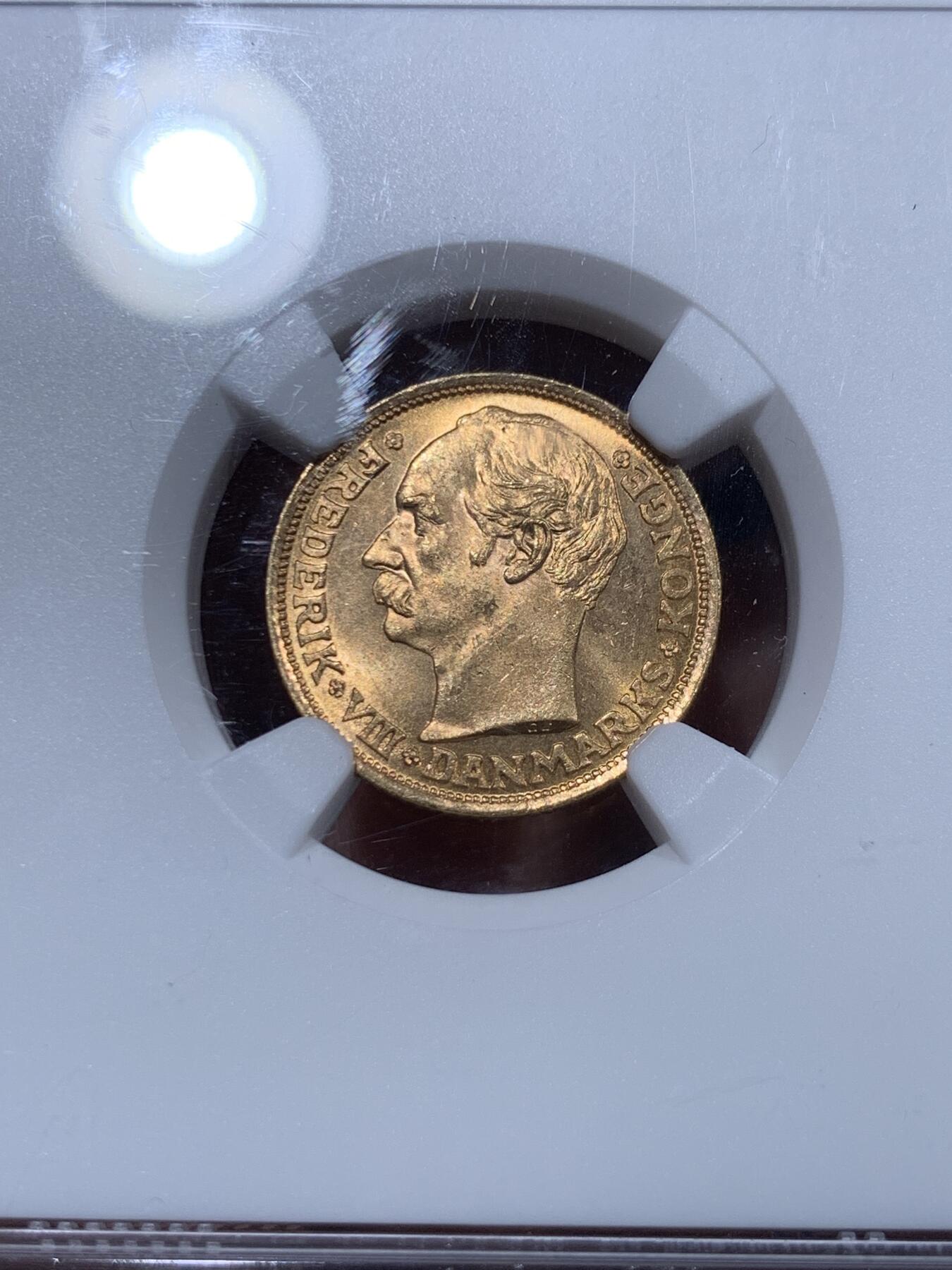 《竞宝斋》第373场 周日，周一，周二 3场连拍 （全场包邮） NGC MS64 丹麦1909年弗里德里克八世10克朗金币 4.48克