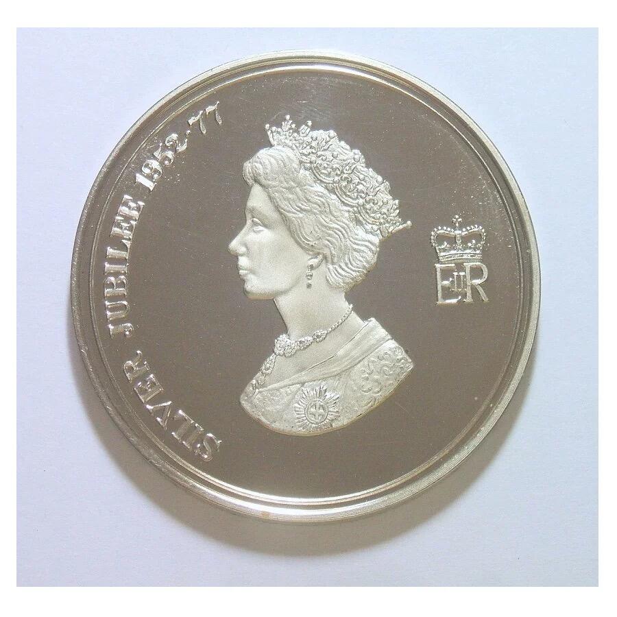 英国1977年伊丽莎白+汉普顿宫 高浮雕精制大镀银章 带原盒原证 43MM