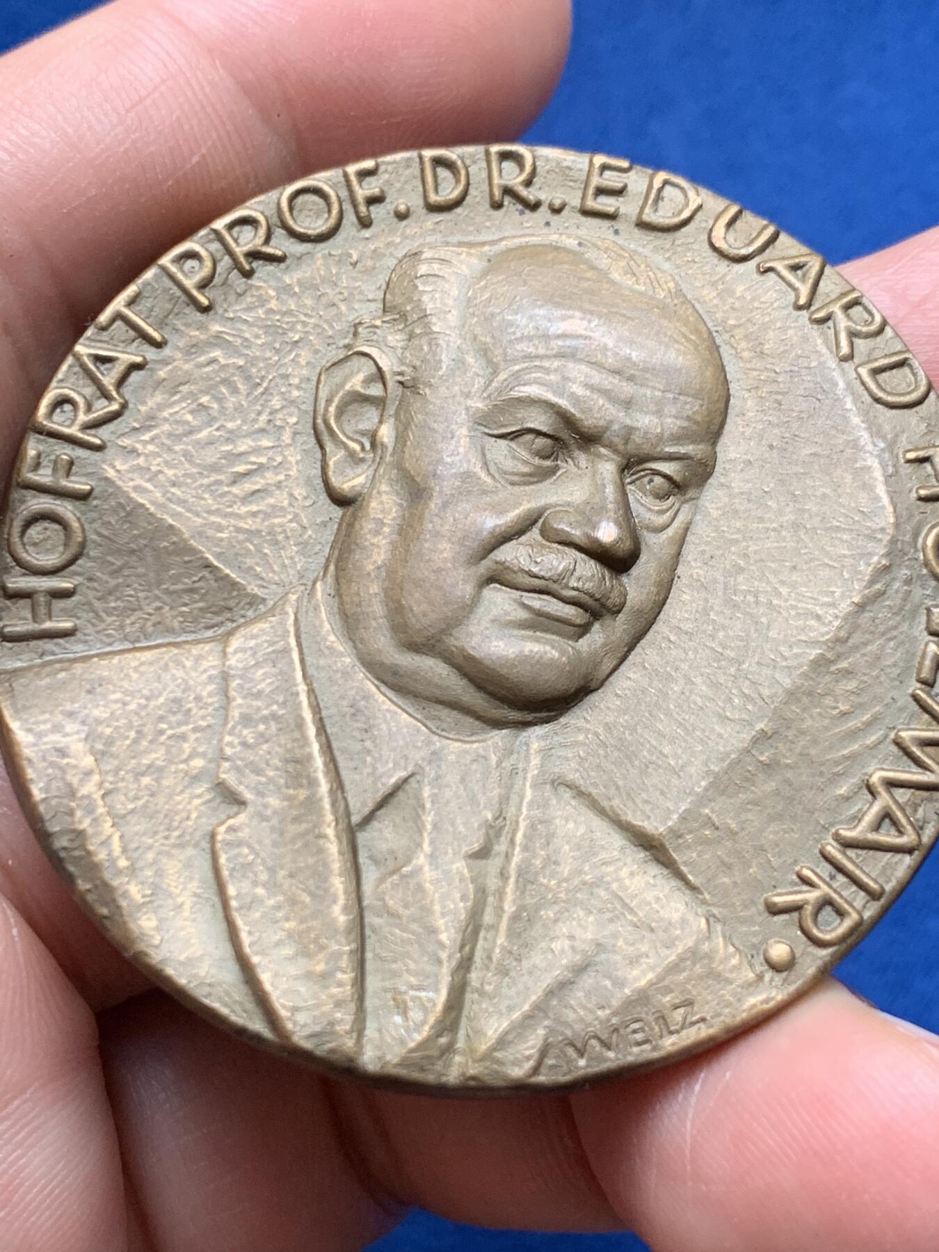 《竞宝斋》第373场 周日，周一，周二 3场连拍 （全场包邮） 维也纳钱币学家纪念铜章 56.1克 49.8mm