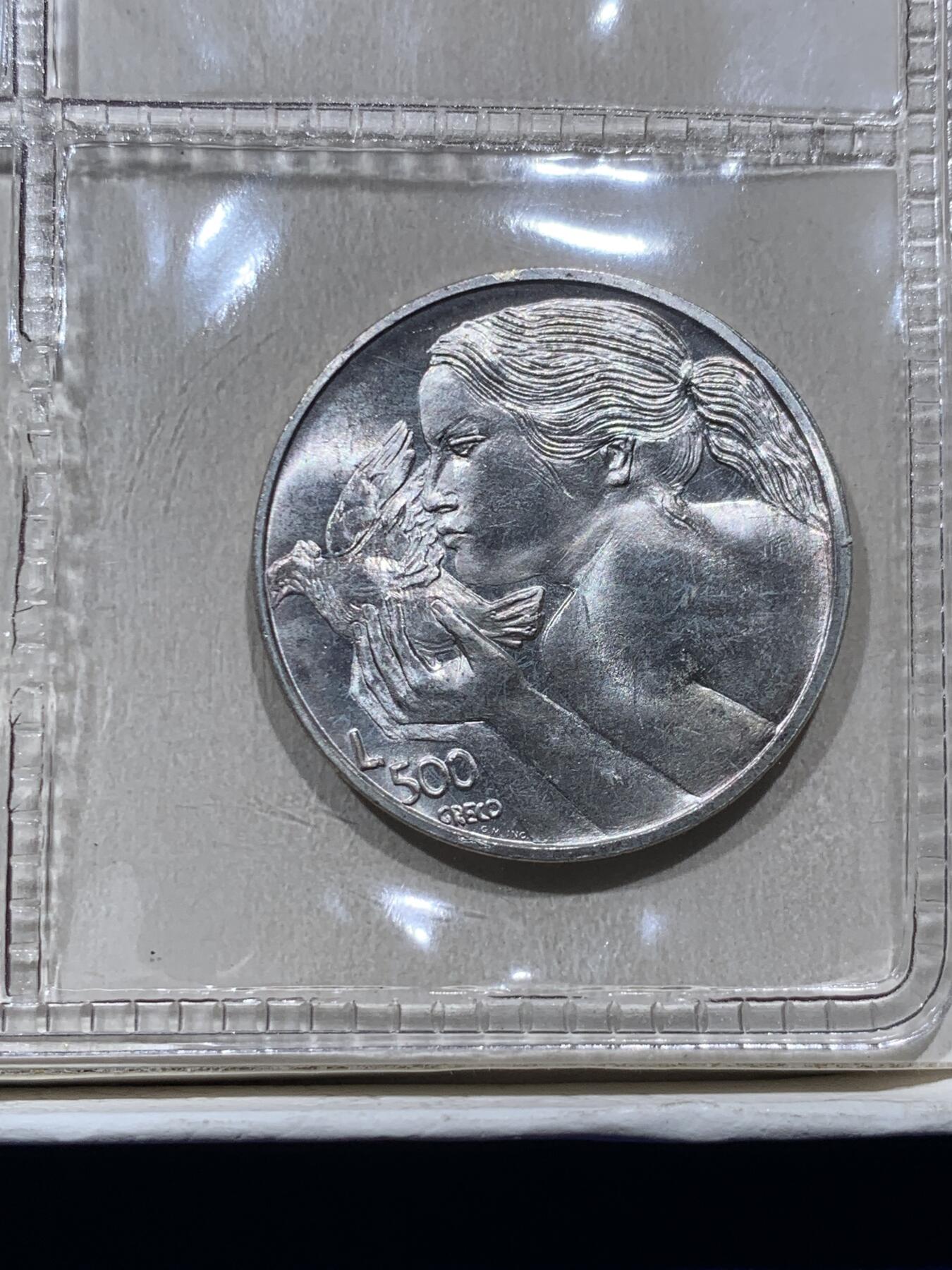 《竞宝斋》第373场 周日，周一，周二 3场连拍 （全场包邮） 原盒证书 圣马力诺1973年8枚封装套币 早期年份 其中500里拉是银币