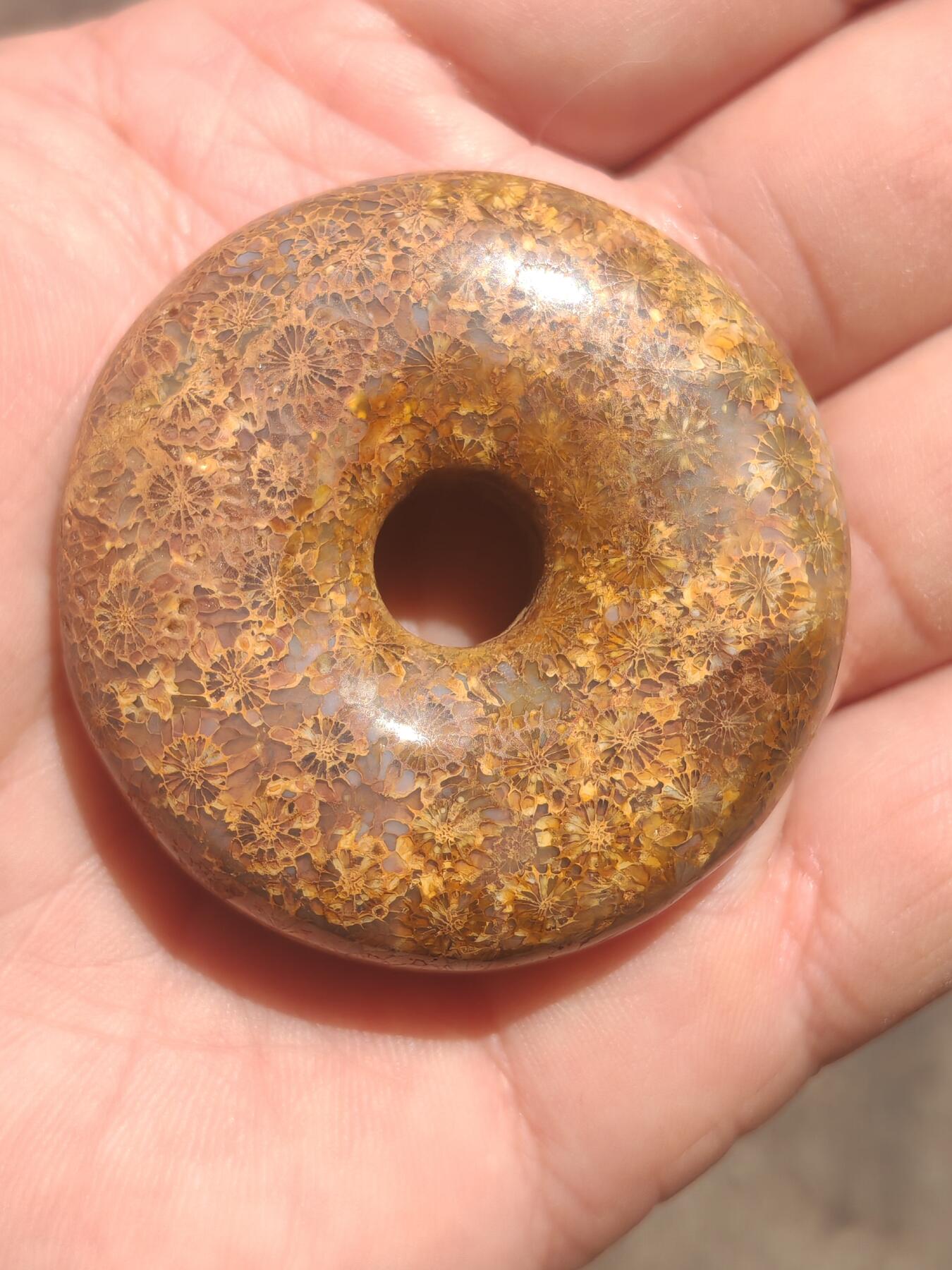 ❤️藏传包浆珊瑚玉平安扣(29012) 尺寸47*14mm