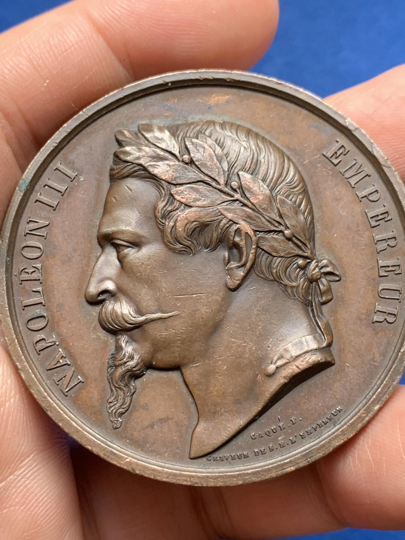 《竞宝斋》第373场 周日，周一，周二 3场连拍 （全场包邮） 法国1862拿破仑三世-农业部铜章 蜜蜂铜标 50.7mm 56克 密封原铸品