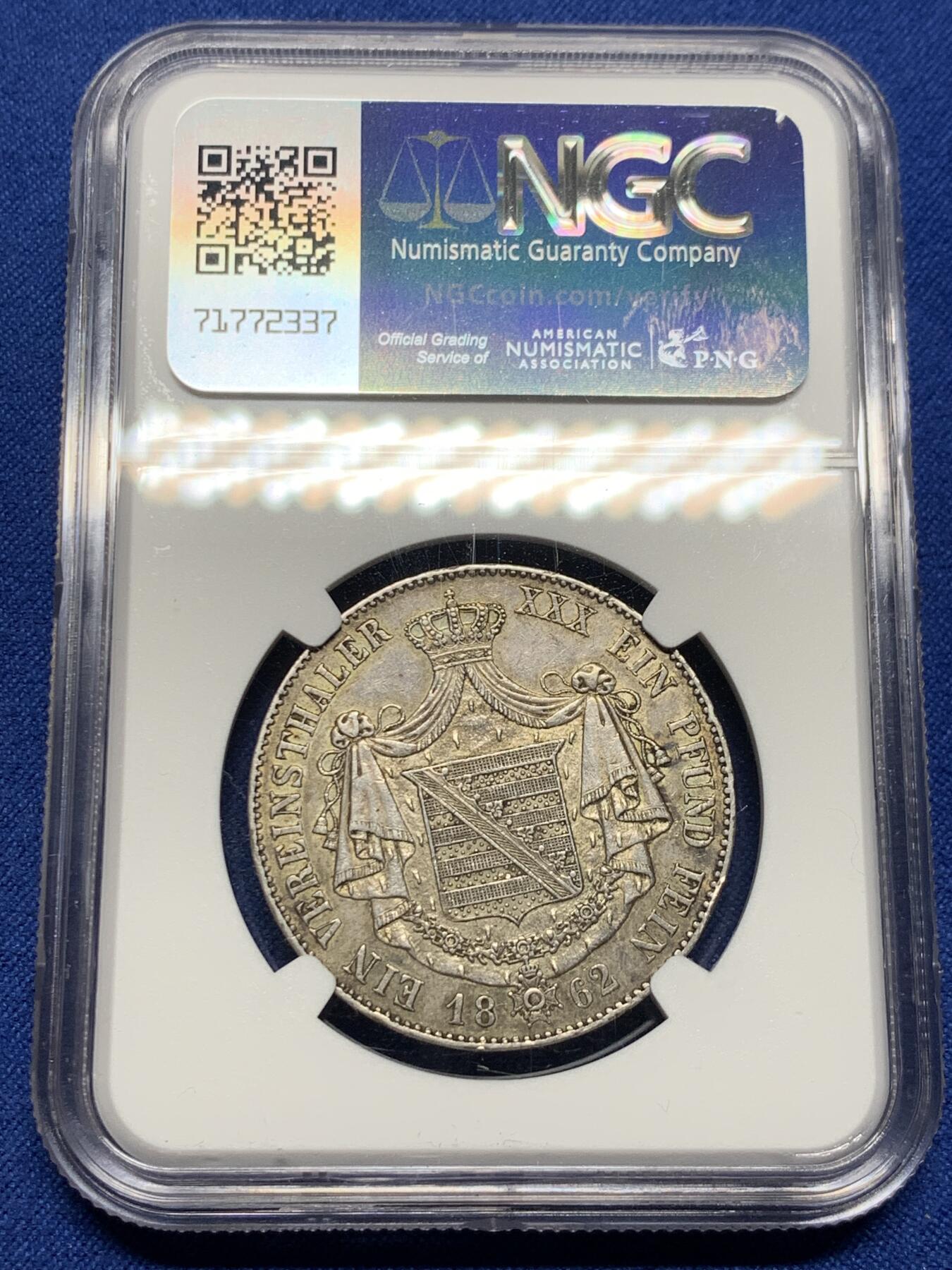 《竞宝斋》第373场 周日，周一，周二 3场连拍 （全场包邮） NGC AU53 德国 1862年 萨克森-梅宁根流通1泰勒 原味包浆 状态非常好 小邦泰勒 性价比品种 细节见图