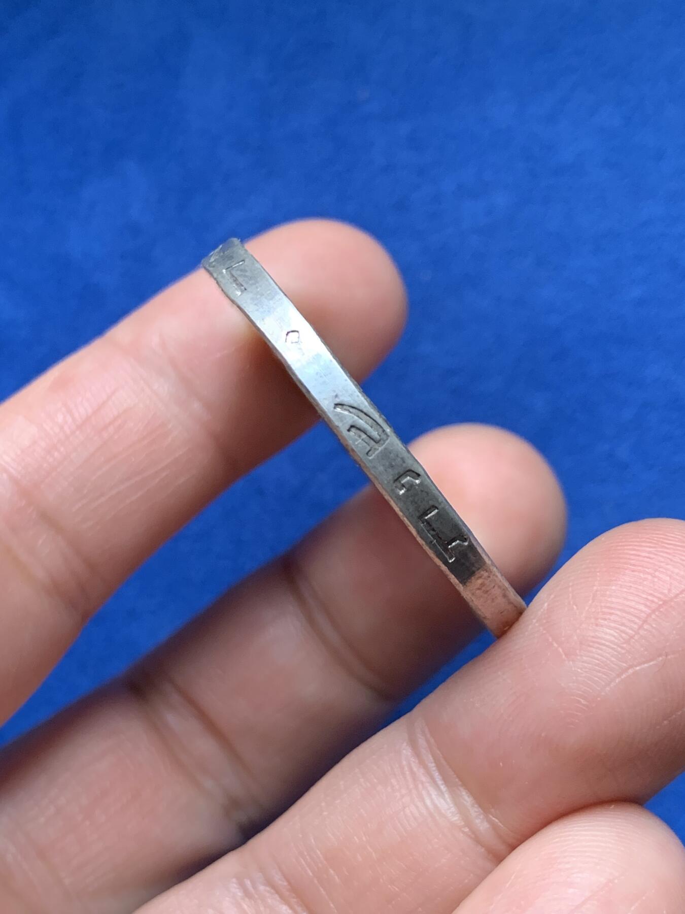 《竞宝斋》第374场 周日，周一，周二 3场连拍 （全场包邮） 以色列独立系列1969年10里拉独立21周年纪念银币，原装皮包，26g，900银