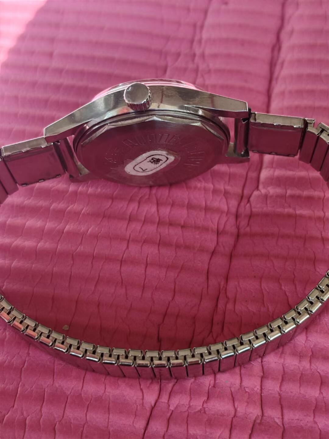 文革语录。工业学大寨机械表。库存全品