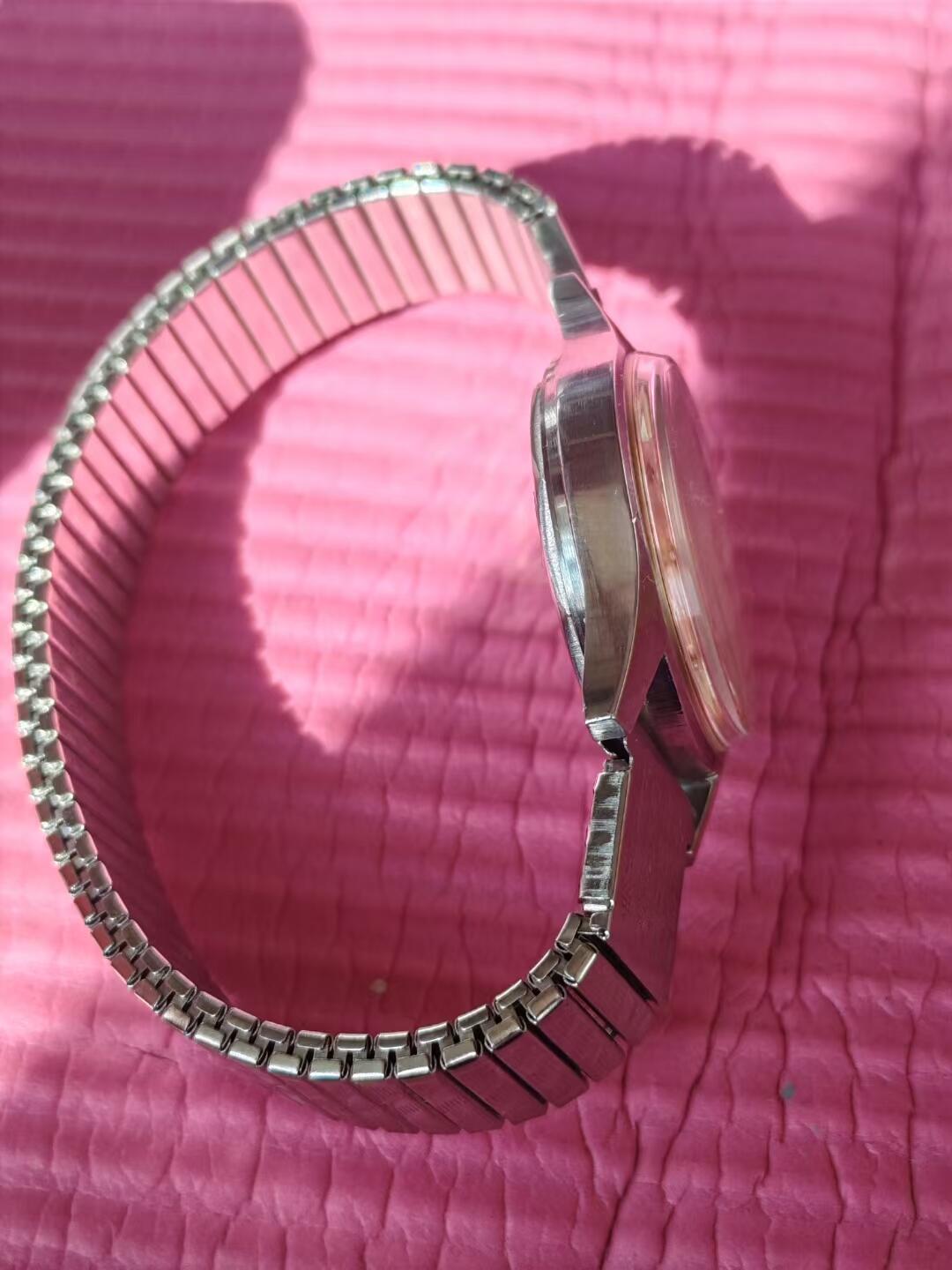 文革语录。工业学大寨机械表。库存全品