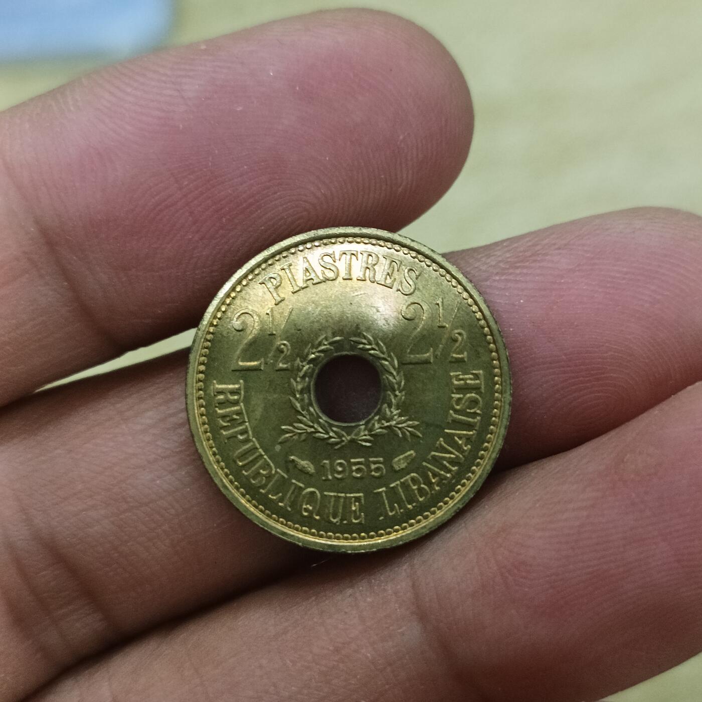 泡泡币外币第十九场可代拍15038385335微信 少见55年叙利亚2·5