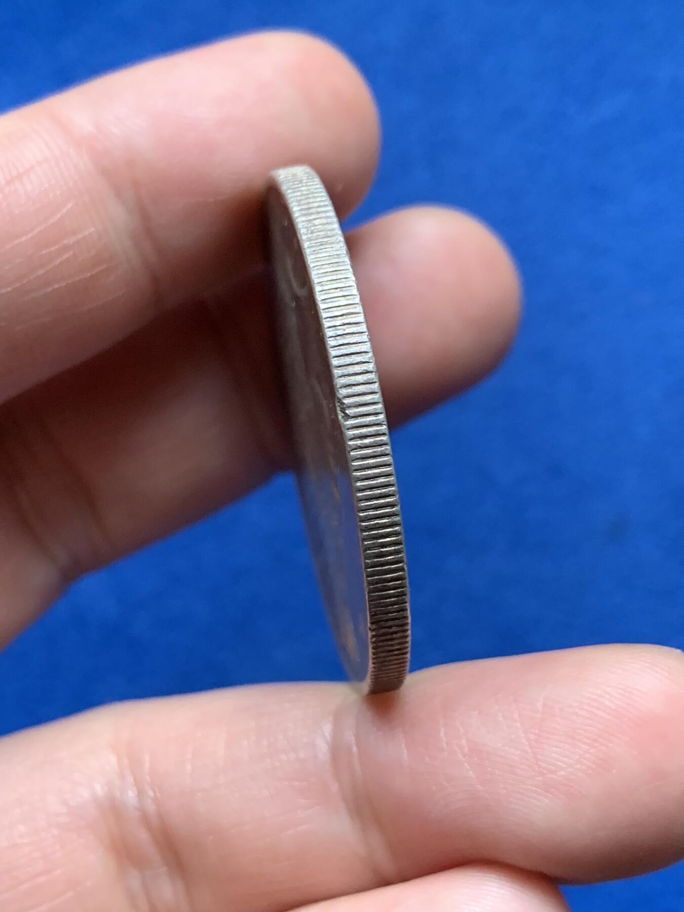 《竞宝斋》第374场 周日，周一，周二 3场连拍 （全场包邮） 美国1922年和平1美元银币