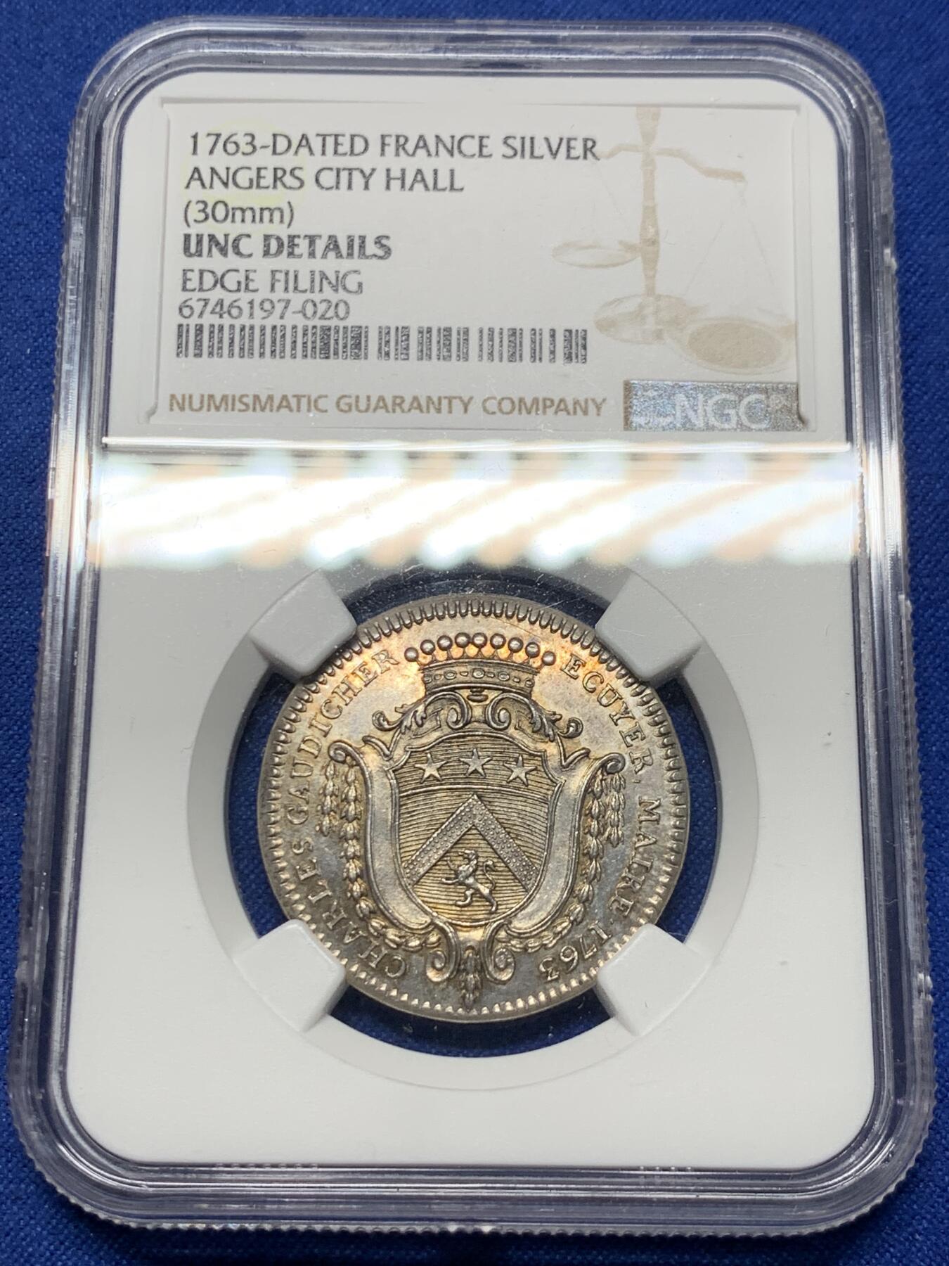 《竞宝斋》第375场 周日，周一，周二 3场连拍 （全场包邮） NGC-UNCD 法国带有1763年昂热市长查尔斯·戈迪谢尔徽章的银质代币