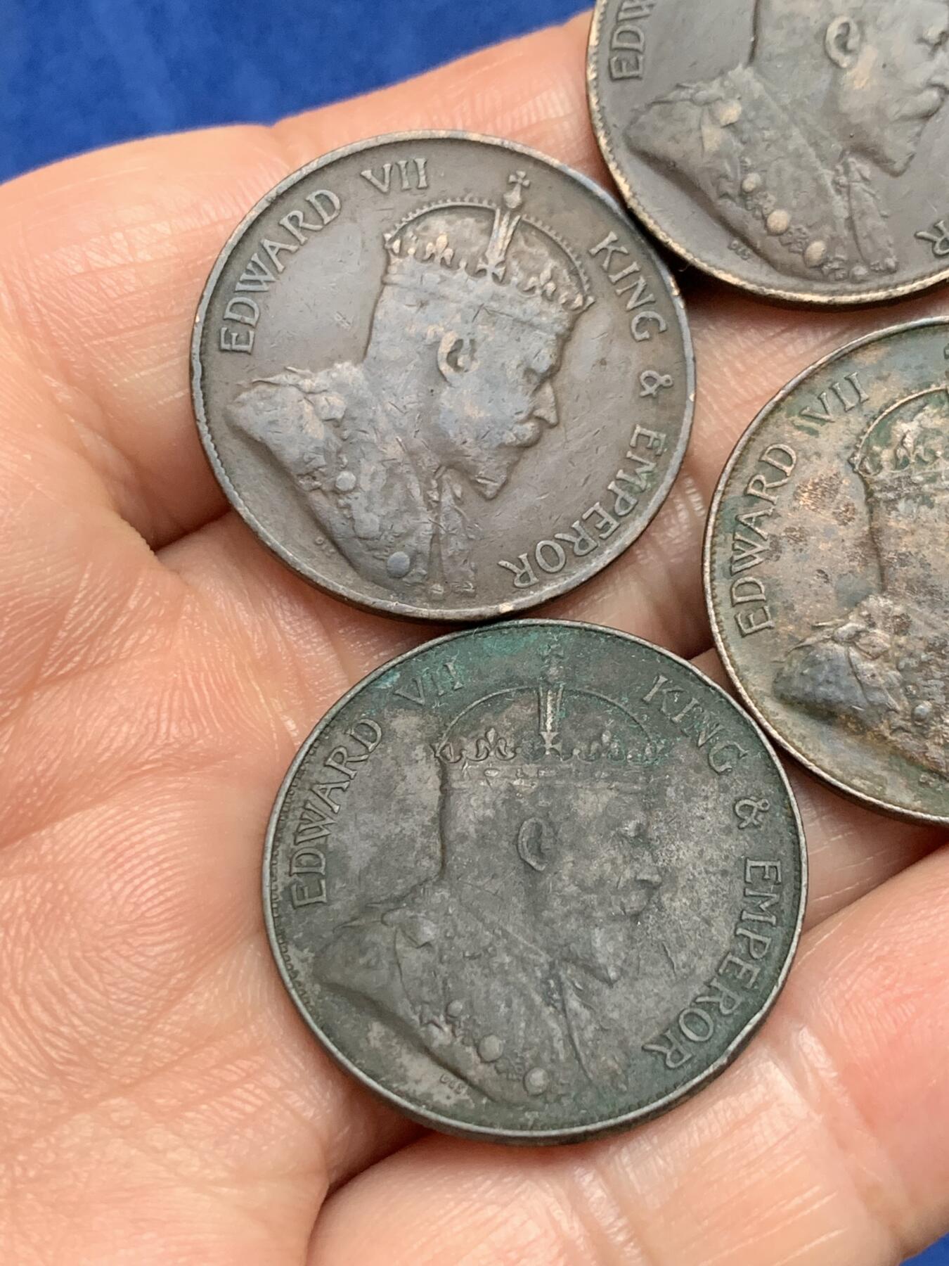 《竞宝斋》第374场 周日，周一，周二 3场连拍 （全场包邮） 四枚一组 香港 1905H年 爱德华 一仙 铜币 原味包浆