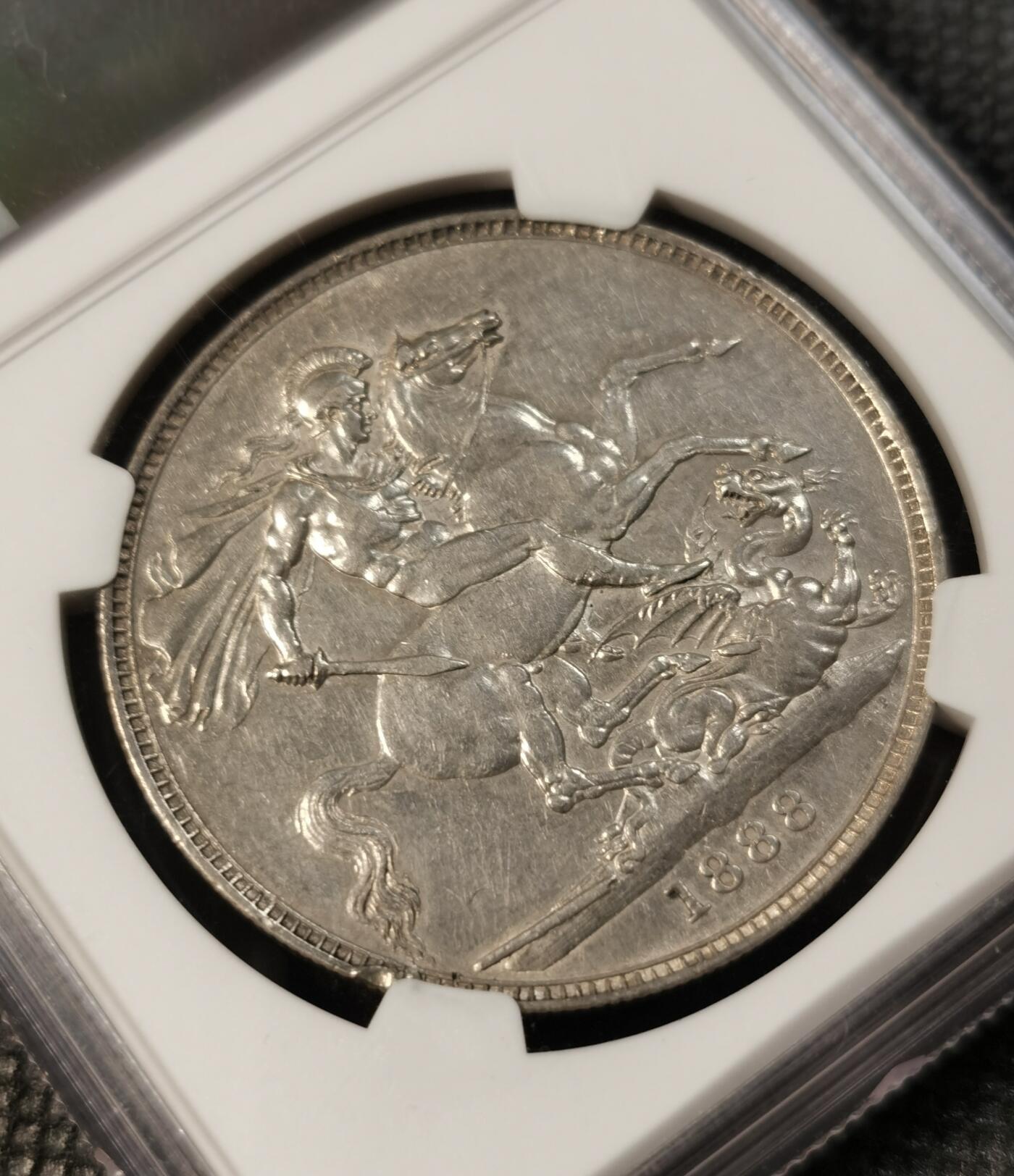  甄臻铺-世界币章拍卖（第14期）送拍享返佣金等优惠多多 NGC-AUD 1888年英国马剑，吉祥且少见的年份，细节很好