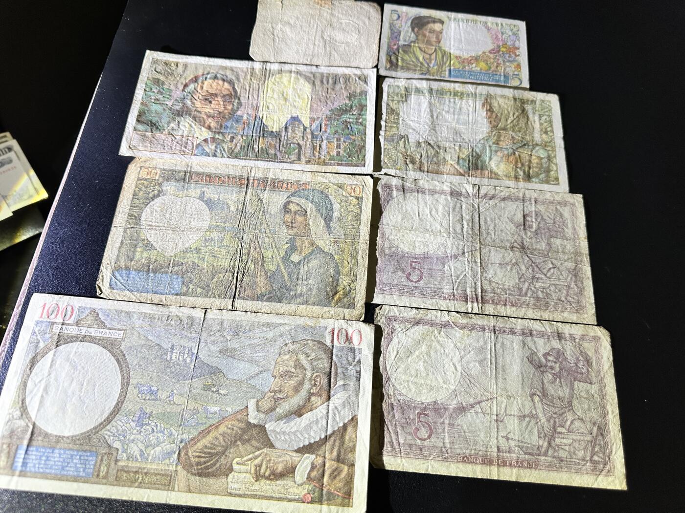 《外钞收藏家》第五百一十七期（五一假期畅拍场）（本平台长期征集拍品、欢迎联系） 法国法郎 8张一起 非全新 品相如图