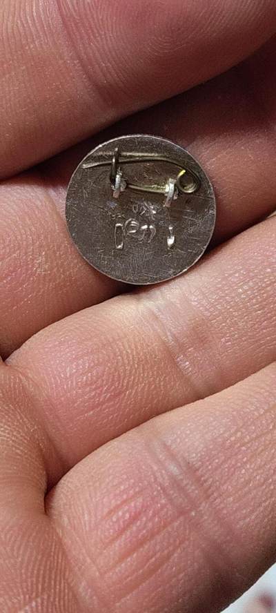 毛主席像章、徽章拍场，都是精品小章 🔥🔥天安门红旗 纪念章，可佩戴