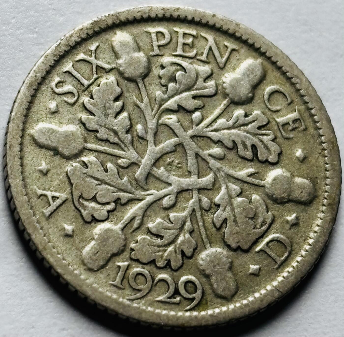 文馨钱币收藏第 240 场，各国老铜币，欢迎关注 1929 年英国乔治五世 6 便士银币