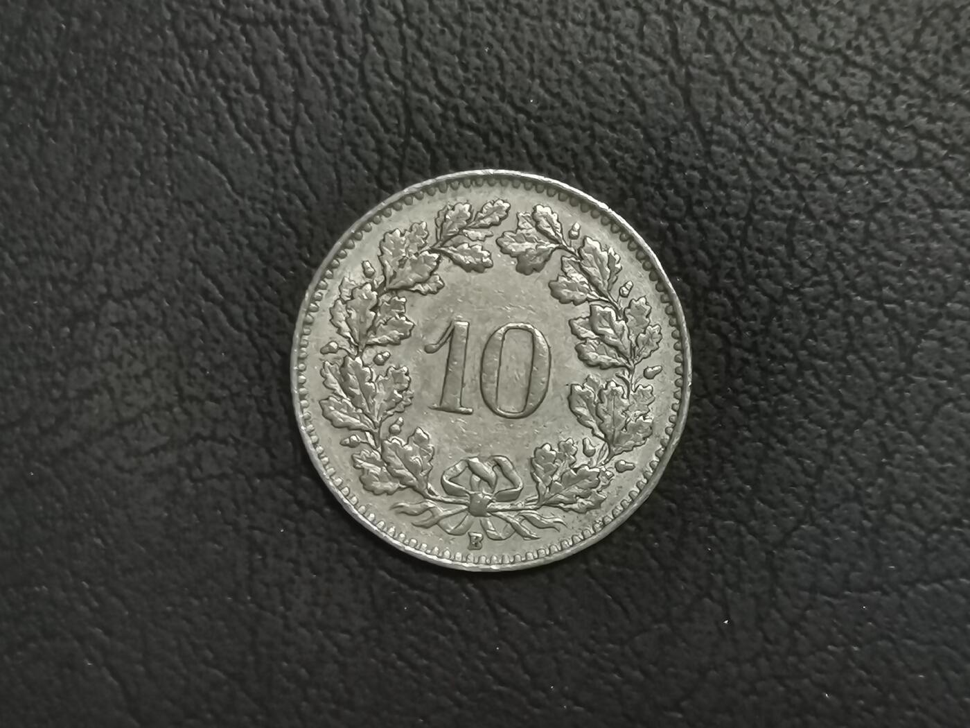 精美卫国战争胜利系列纪念钞币以及世界各国钱币专场 M70精美外国钱币