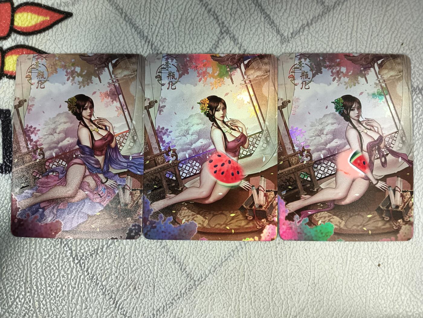 花开卡拍第40期（9月28号周日截拍，品控勿拍!!!拍品不寄存，运费5元，自制卡难免瑕疵，可能存在轻微撞角爆边等出厂瑕疵，品控介意勿拍！） 绘天阁 原创金瓶梅 李瓶儿 彩闪三渐变