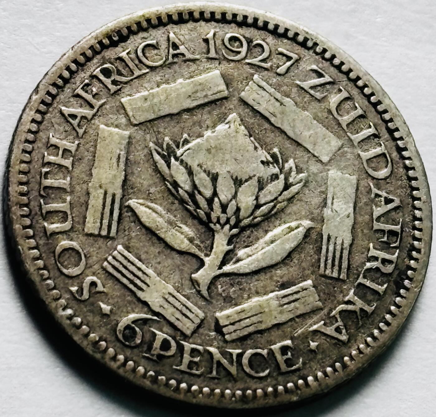 文馨钱币收藏第 240 场，各国老铜币，欢迎关注 少见 1927 年英属南非乔治五世版 6 便士银币