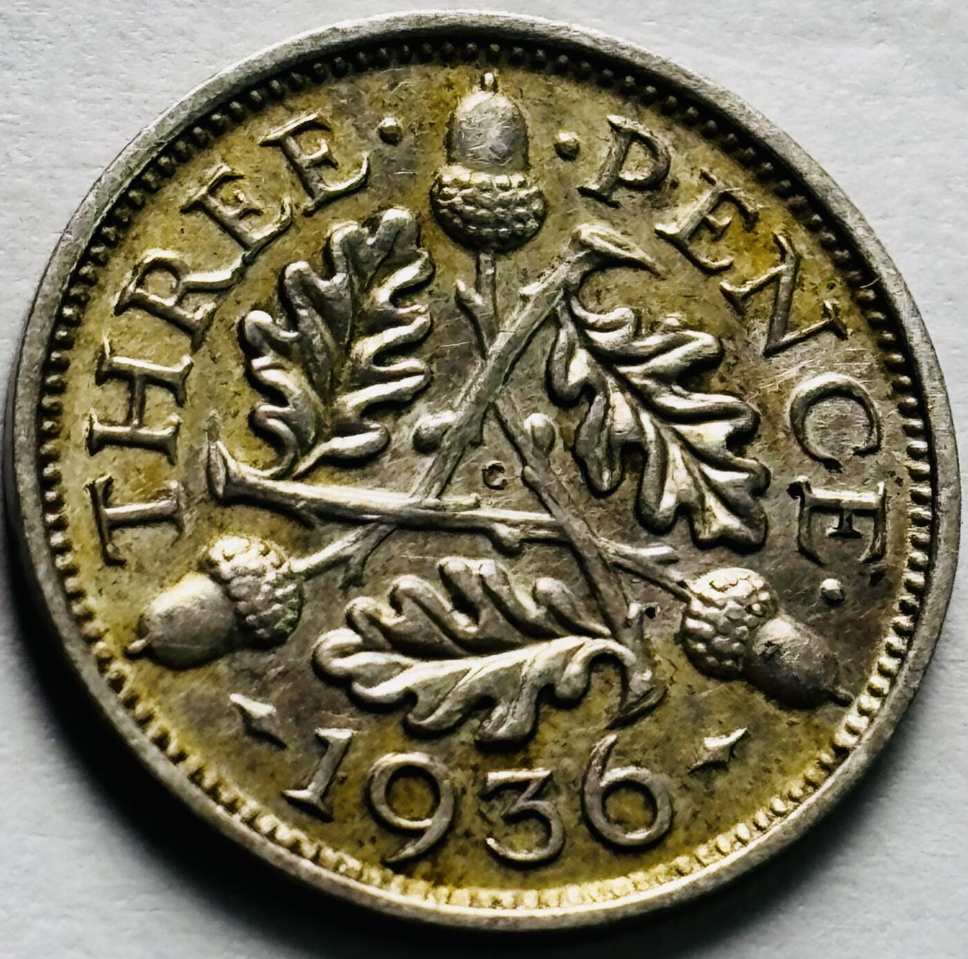 文馨钱币收藏第 240 场，各国老铜币，欢迎关注 1936 年英国乔治五世 3 便士银币