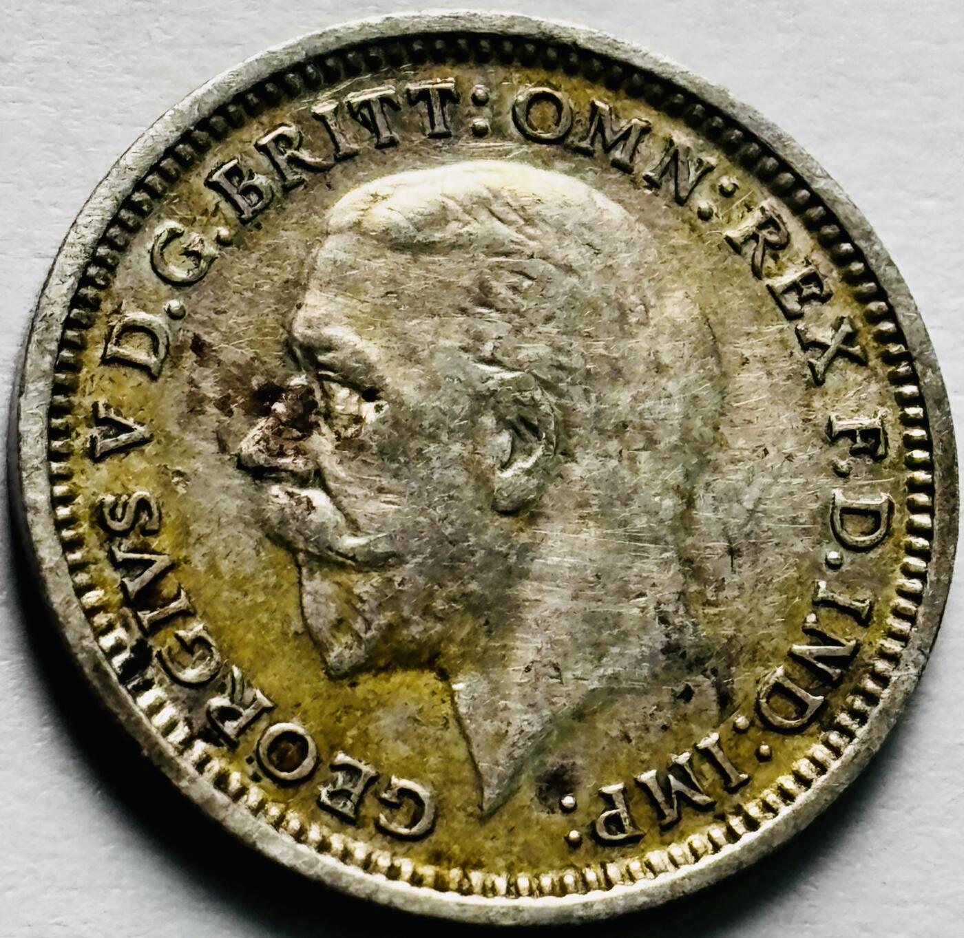 文馨钱币收藏第 240 场，各国老铜币，欢迎关注 1936 年英国乔治五世 3 便士银币
