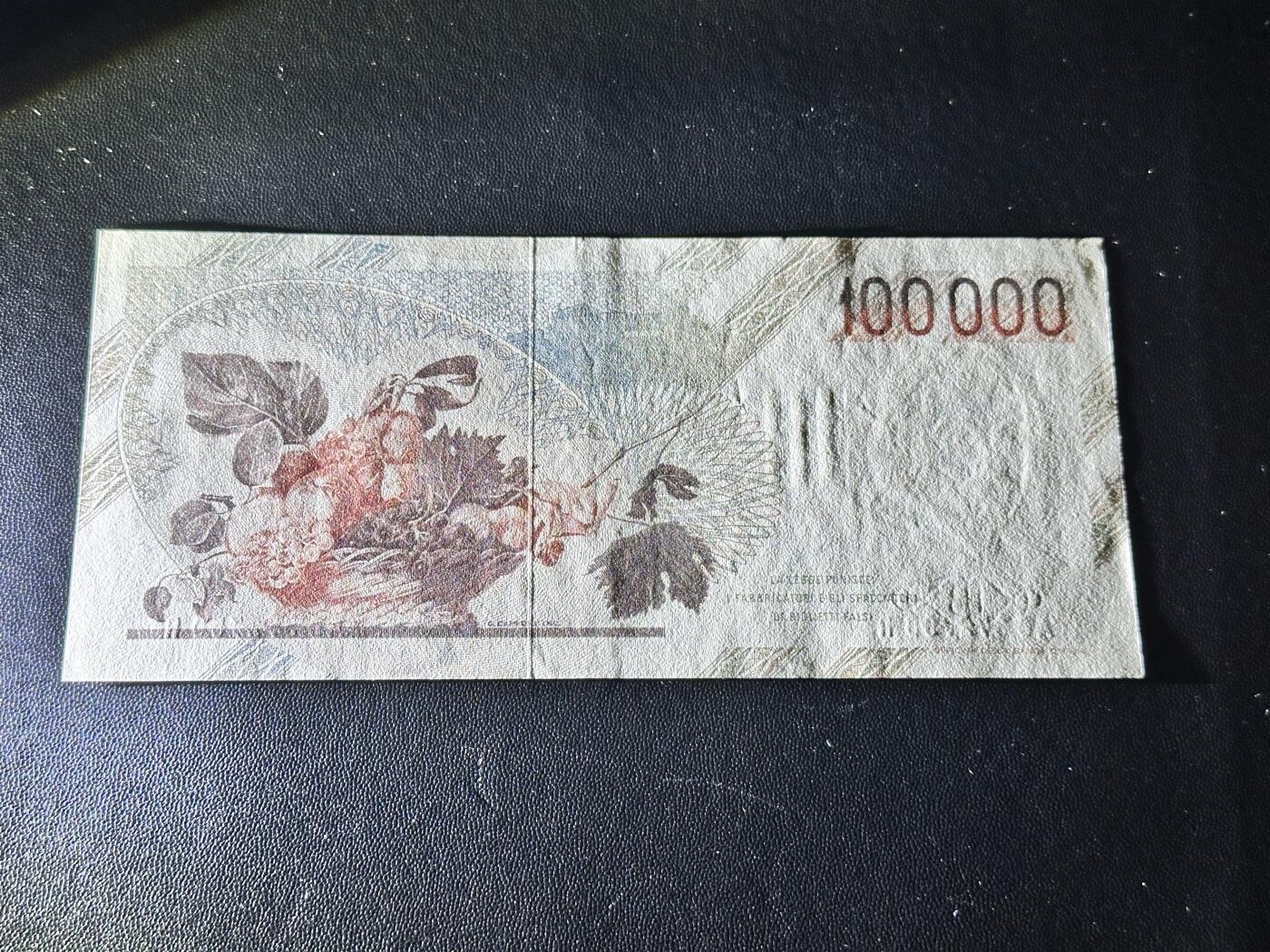 《外钞收藏家》第五百一十七期（五一假期畅拍场）（本平台长期征集拍品、欢迎联系） 1983年意大利10万里拉 全新UNC 无4