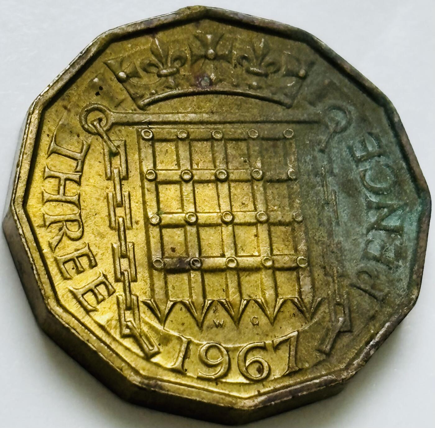 文馨钱币收藏第 240 场，各国老铜币，欢迎关注 1967 年英国 3 便士