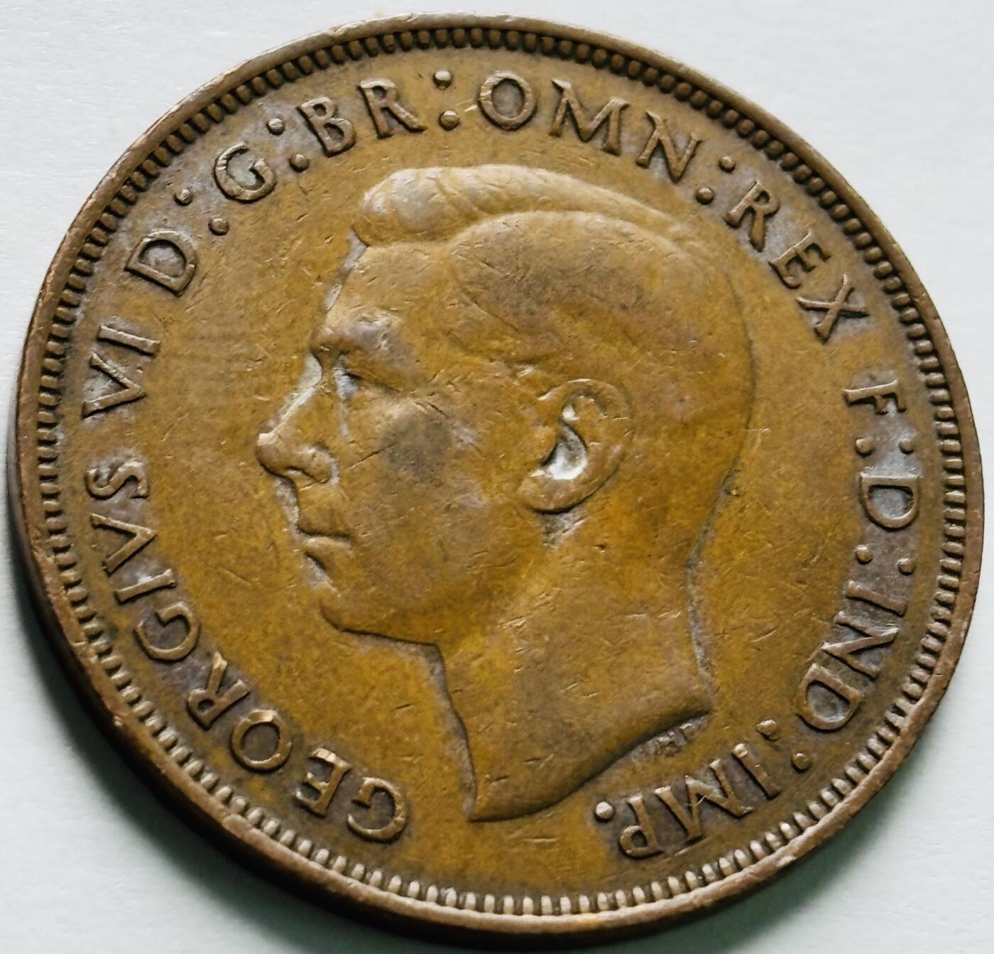 文馨钱币收藏第 240 场，各国老铜币，欢迎关注 极美品 1945 年英国乔治六世 1 便士大铜币