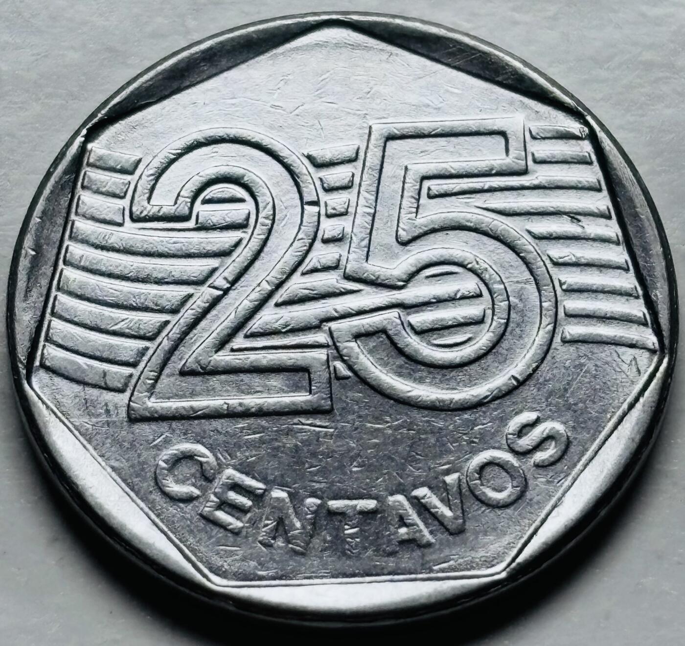 文馨钱币收藏第 240 场，各国老铜币，欢迎关注 1995 年巴西女神 25 分
