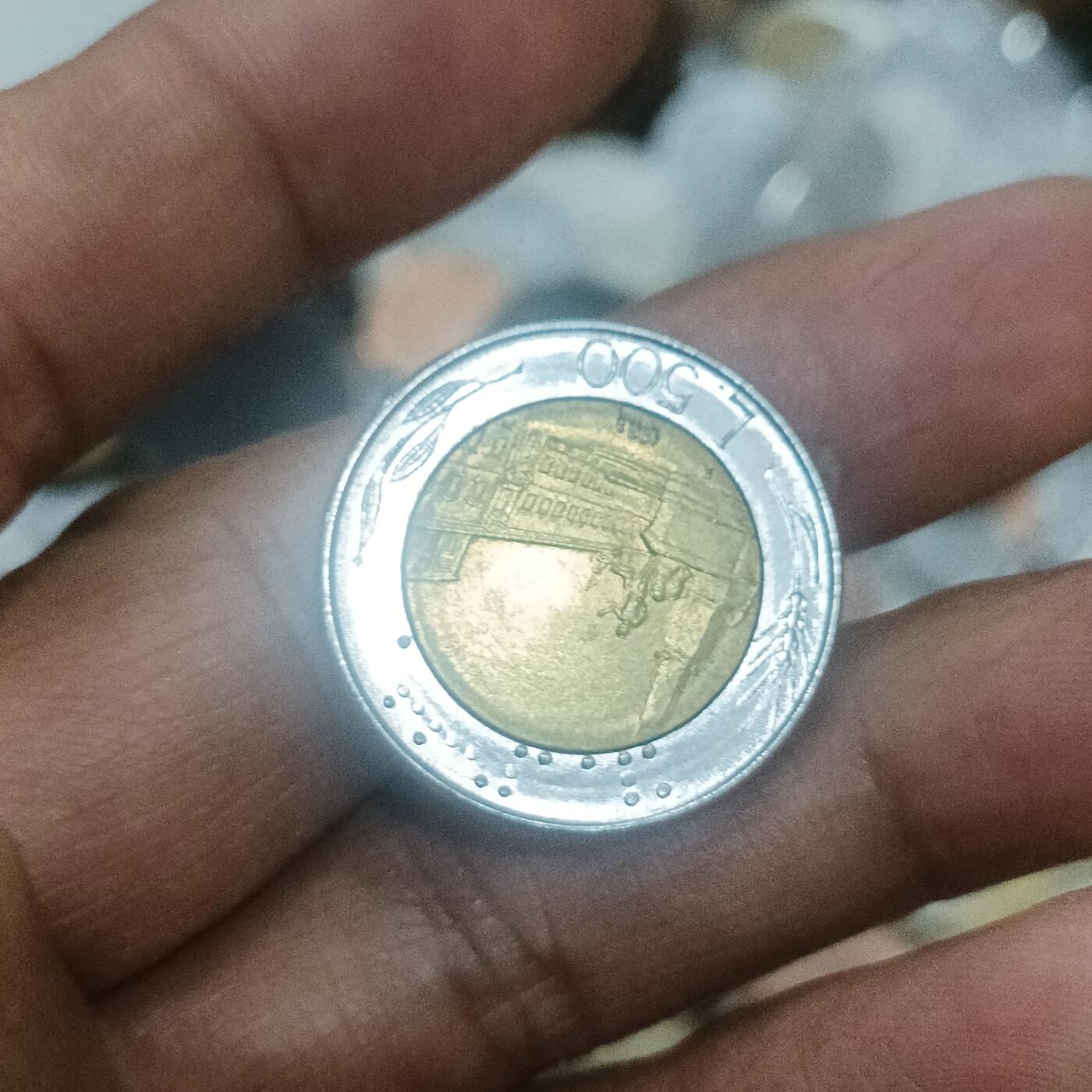 泡泡币外币第二十五场可代拍15038385335微信 意大利
