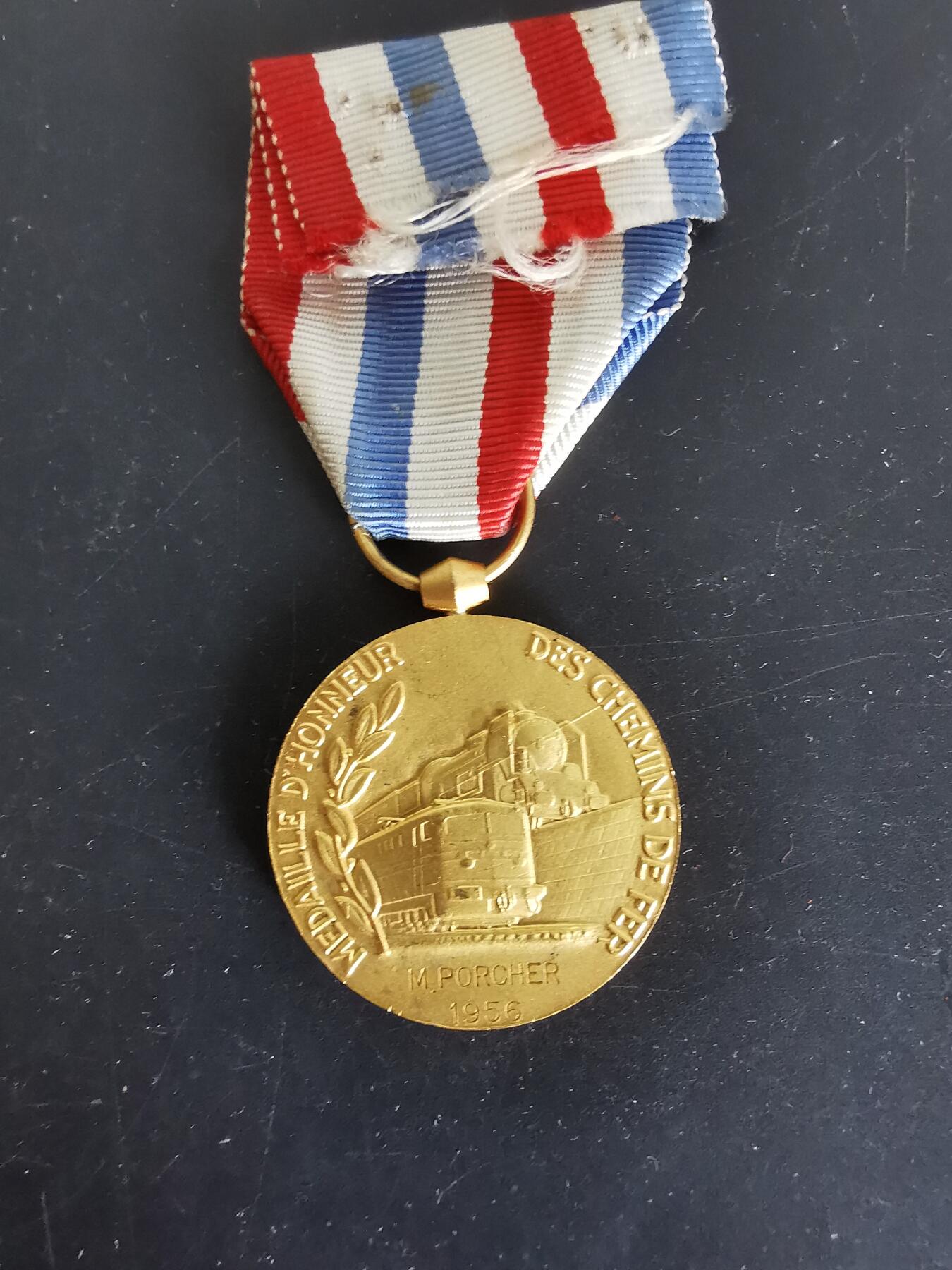 老王徽章第115期