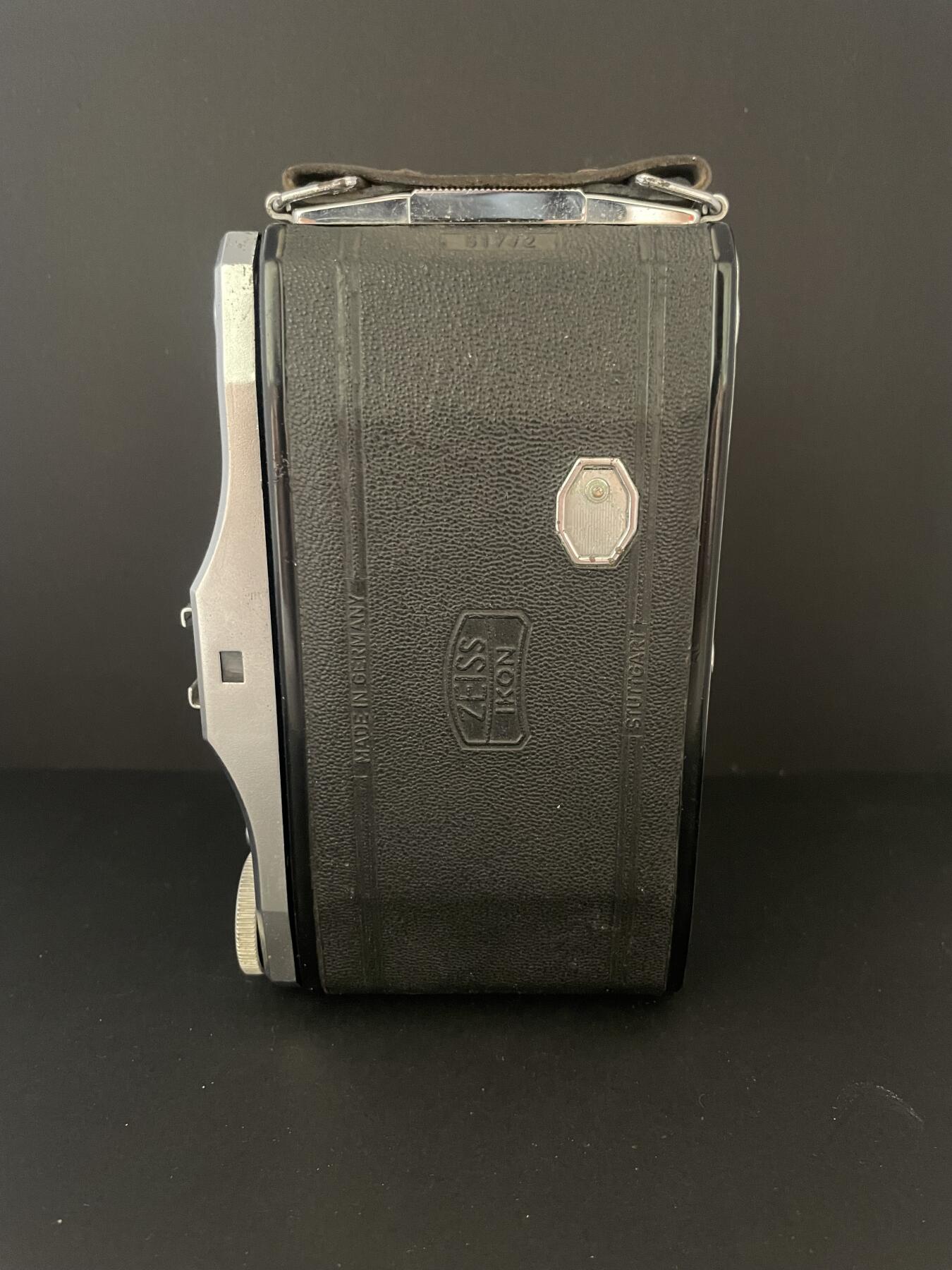 海外回流精品拍卖 法国回流19世纪蔡司火车头皮囊相机