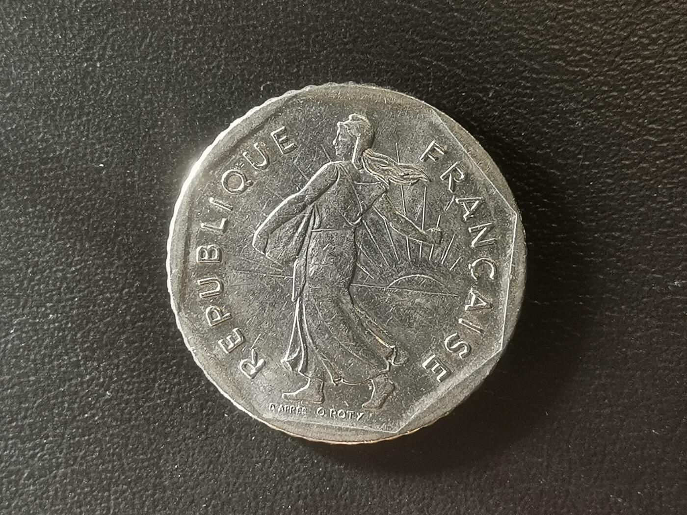 稀有移位错版艳后硬币以及各国钱币纪念币