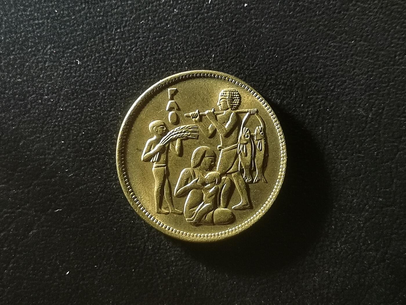 稀有移位错版艳后硬币以及各国钱币纪念币