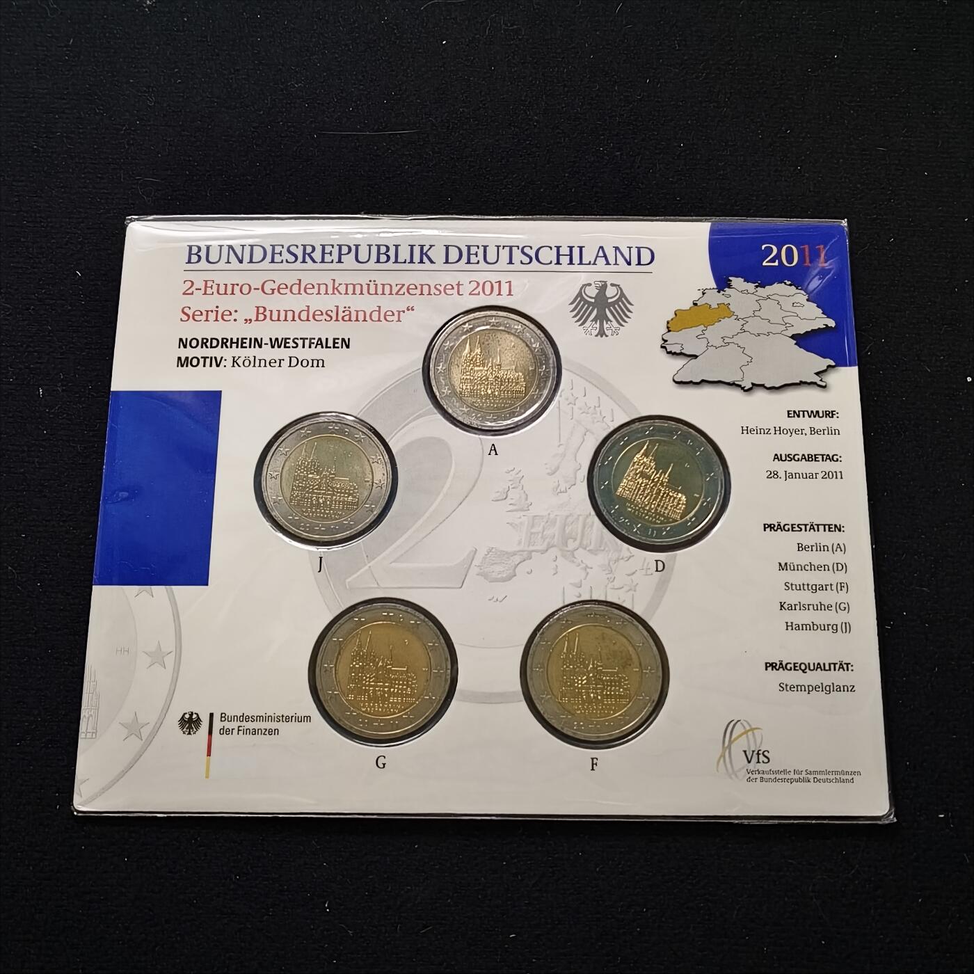 0起1加再包邮-纯粹捡漏拍-424套币银币场