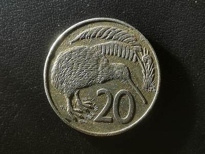 精美卫国战争胜利系列纪念钞币以及世界各国钱币专场 - M34精美外国钱币