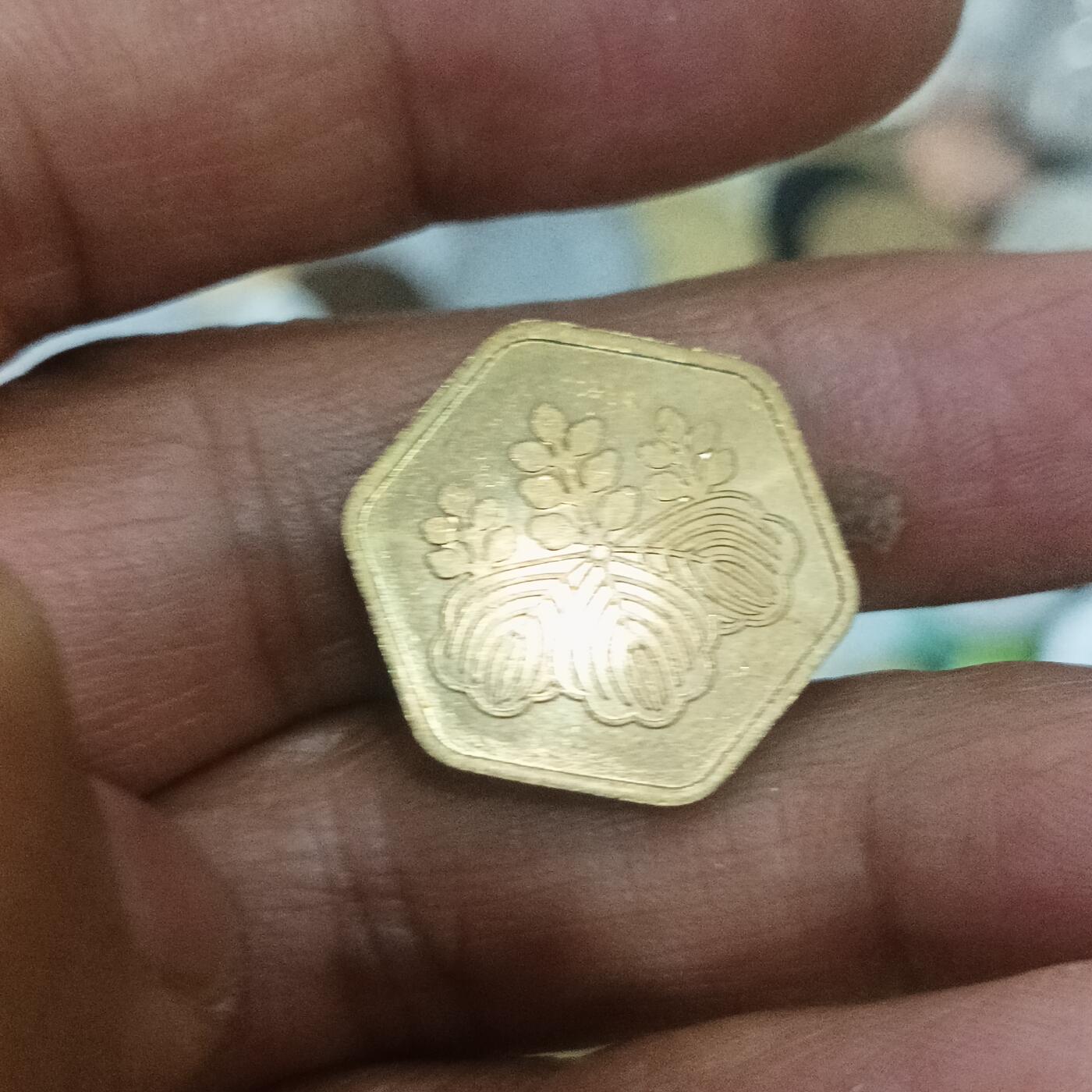泡泡币外币第二十五场可代拍15038385335微信 日本