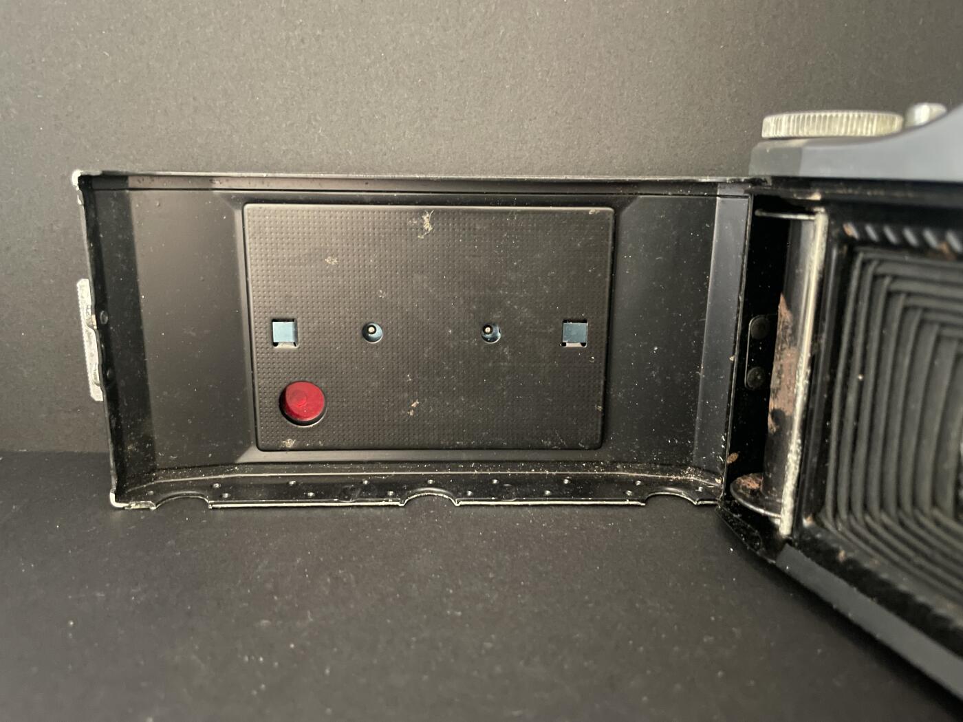 海外回流精品拍卖 法国回流19世纪蔡司火车头皮囊相机