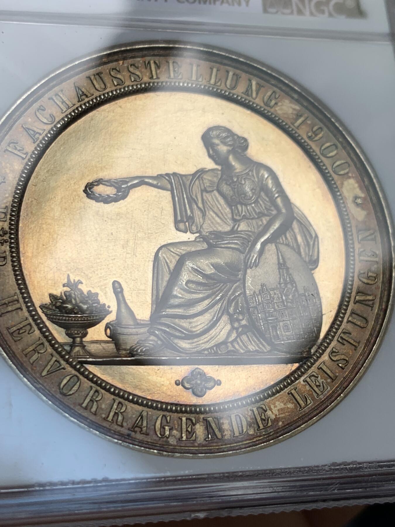 《竞宝斋》第377场 周日，周一 2场连拍 （全场包邮） NGC UNC 德国1900年盖尔森基兴采矿与金属加工协会纪念镀金银章