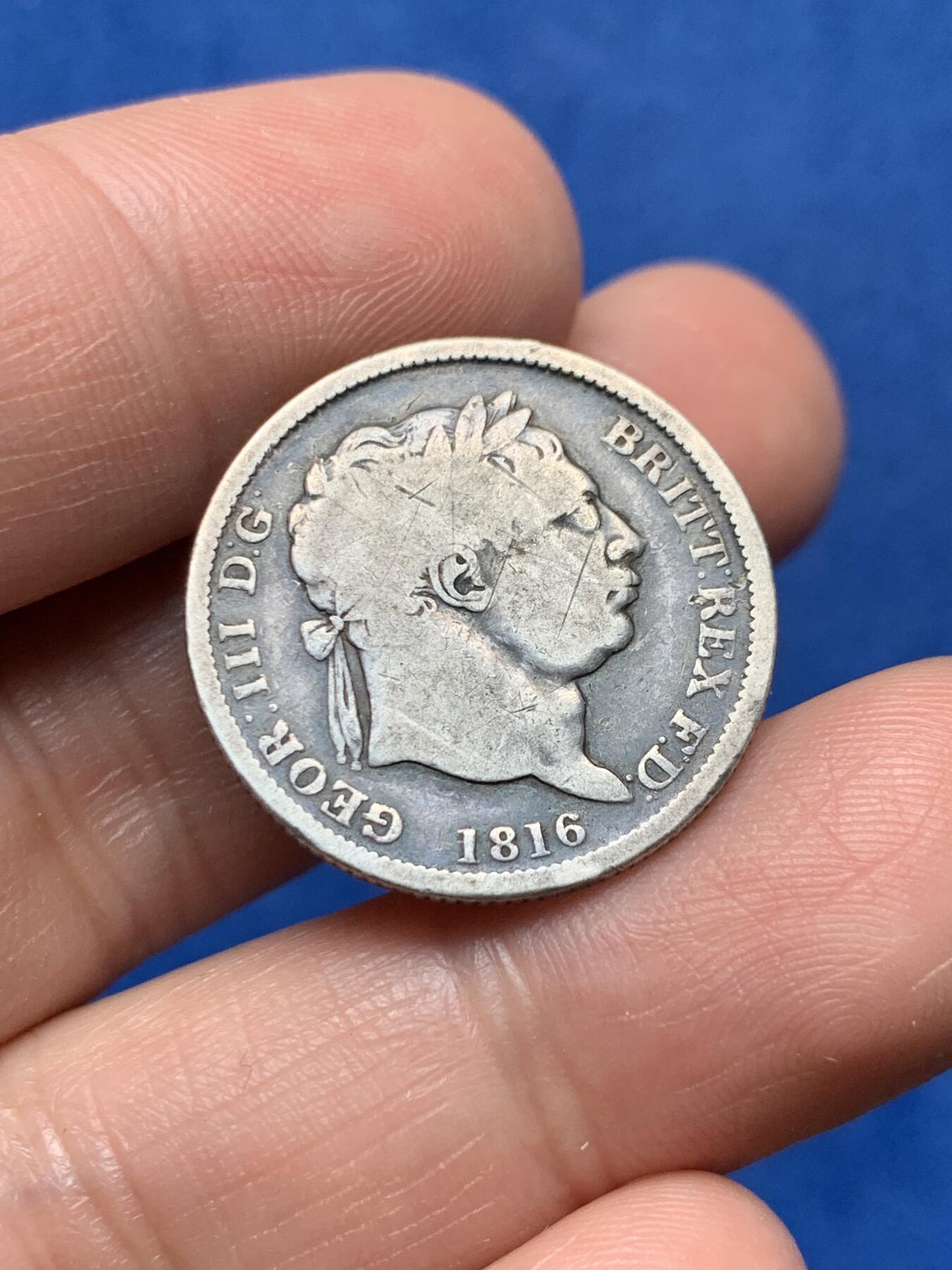 《竞宝斋》第377场 周日，周一 2场连拍 （全场包邮） 英国1816年乔治三世牛头1先令银币 5.25克