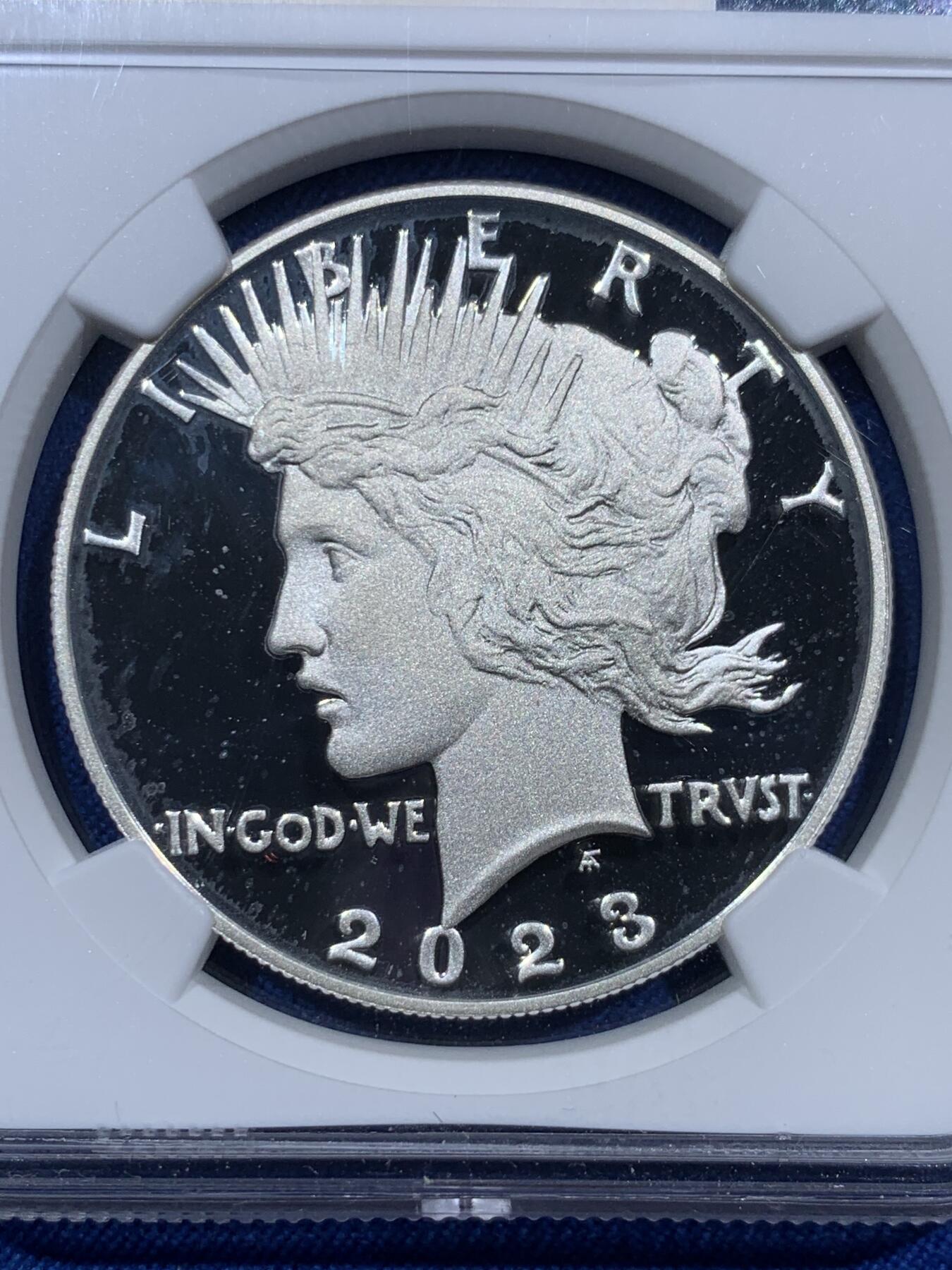 《竞宝斋》第377场 周日，周一 2场连拍 （全场包邮） NGC PF70UC 美国2023年和平银元1美元精制纪念银币，PROOF精制币，高浮雕设计，币面清爽干净又漂亮，打制精美，状态一流，冠军分。