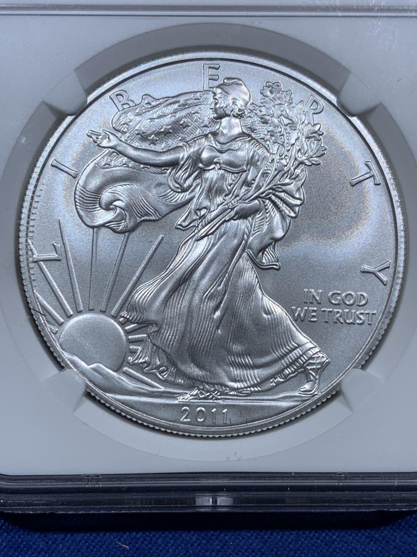 《竞宝斋》第377场 周日，周一 2场连拍 （全场包邮） NGC MS70 美国2011年鹰洋自由行走女神1美元银币二十周年纪念版，冠军分。