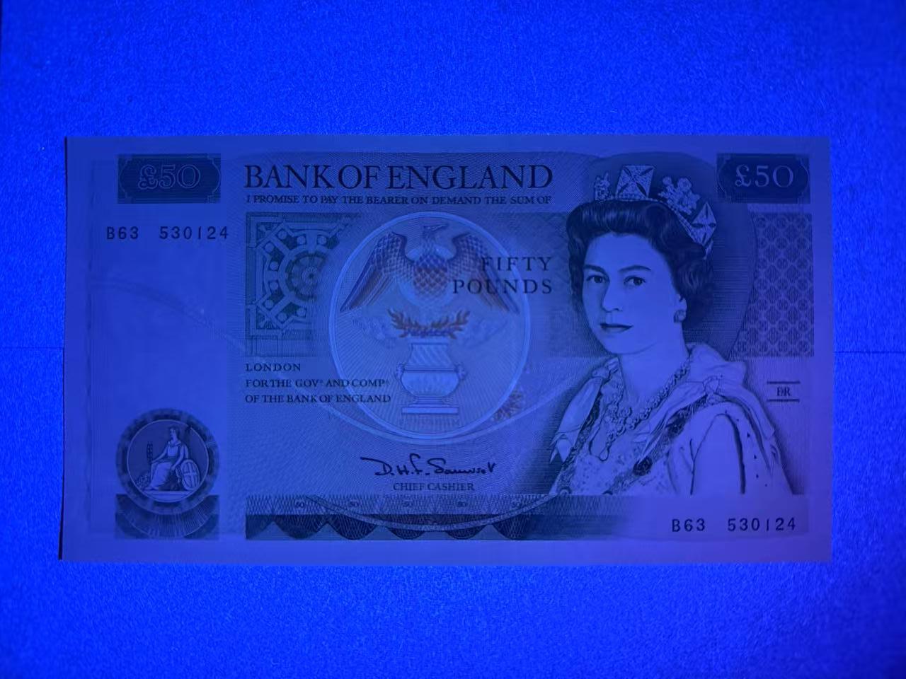【礼羽收藏】🌏世界钱币拍卖第85期 英国D序 a版 50镑 全新unc