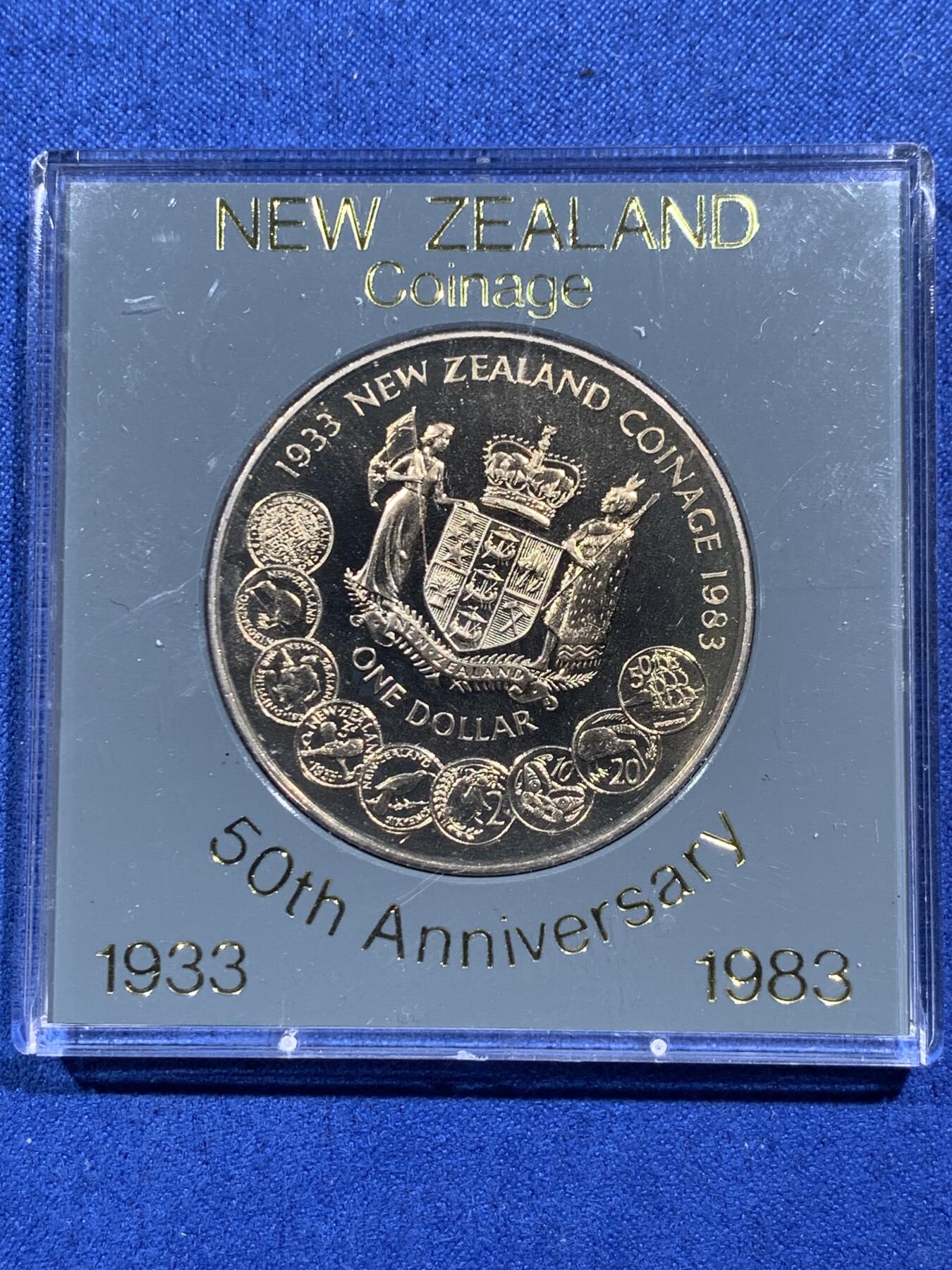 《竞宝斋》第377场 周日，周一 2场连拍 （全场包邮） 新西兰1983年币制改革50周年纪念币原盒 少见的品种