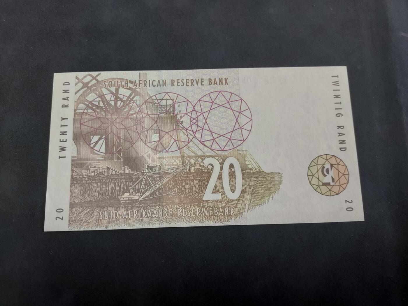 博彦收藏 5月7日 8点钱币专场 南非 20兰特 UNC 纸边轻微软印95品