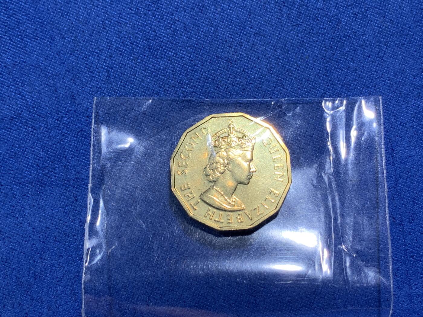 《竞宝斋》第377场 周日，周一 2场连拍 （全场包邮） 塞舌尔1969年伊二原盒精制套币 盒子保存得很不错 细节见图