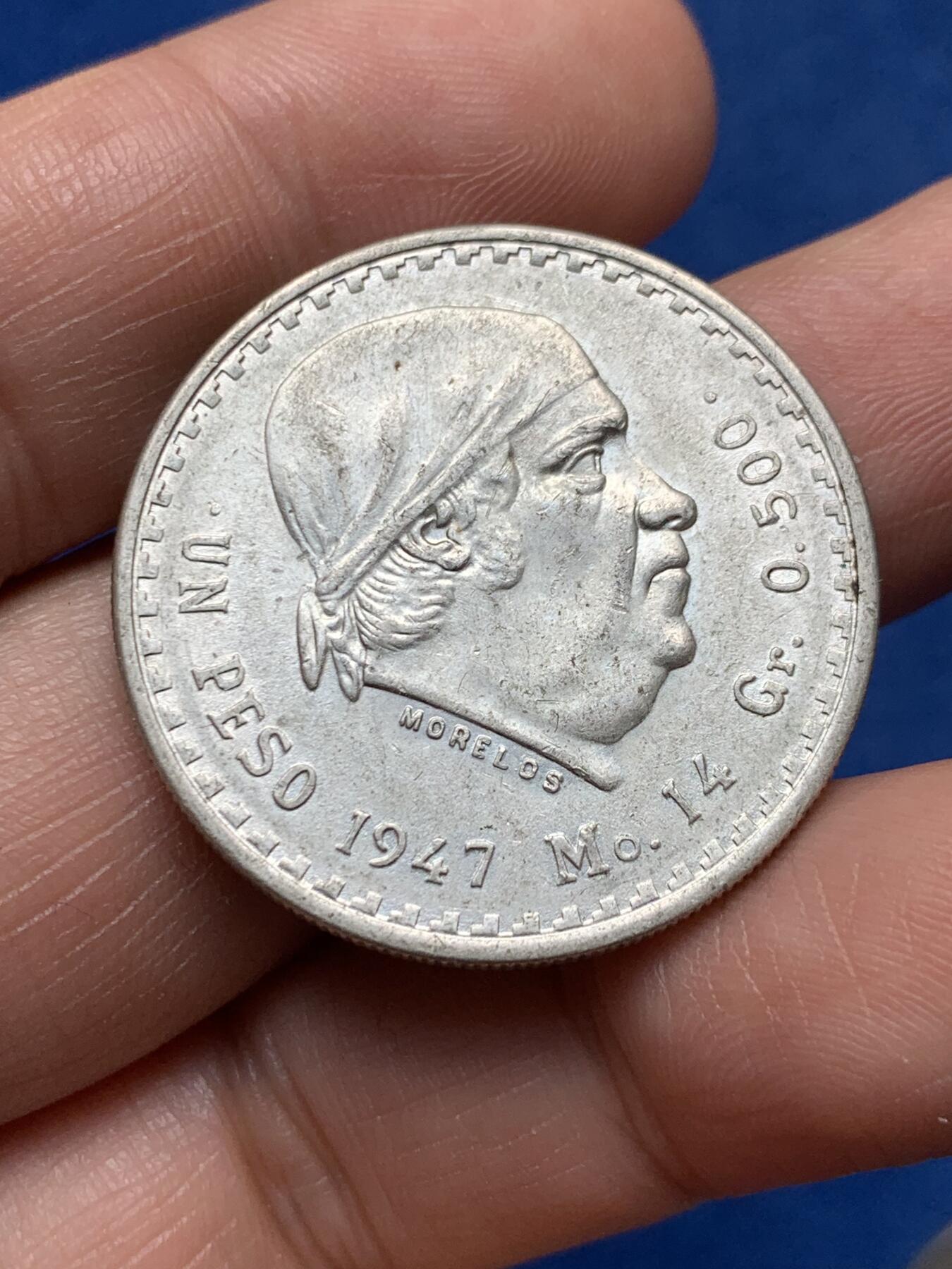 《竞宝斋》第377场 周日，周一 2场连拍 （全场包邮） 两枚一组 墨西哥1947年1比索银币