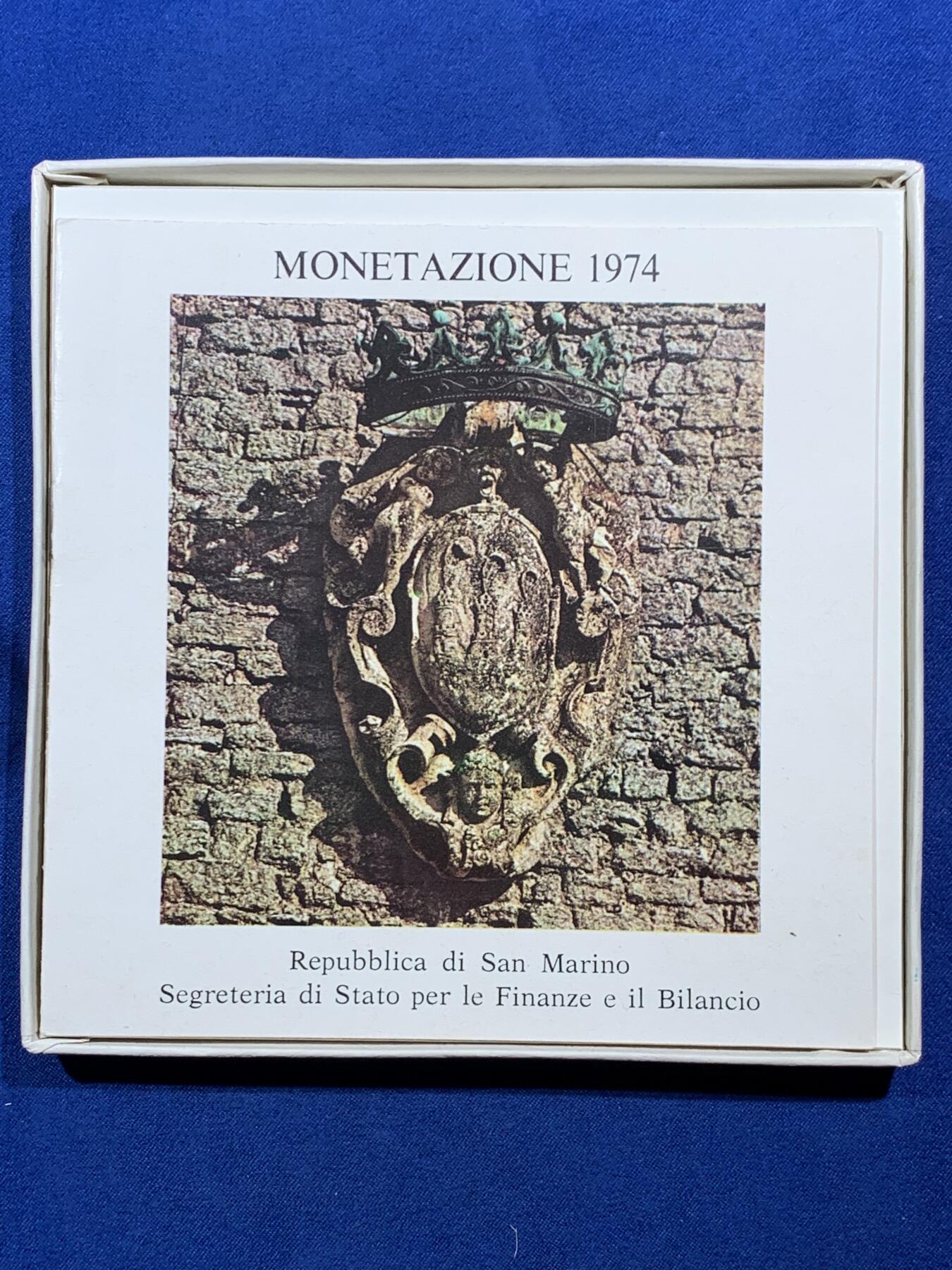 《竞宝斋》第377场 周日，周一 2场连拍 （全场包邮） 圣马力诺1974年官方封装套币 含500里拉银币 盒证全