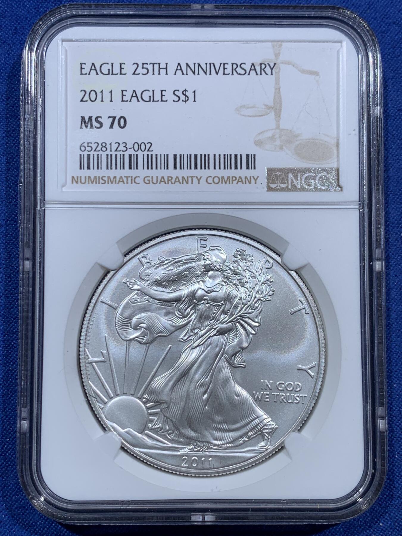 《竞宝斋》第377场 周日，周一 2场连拍 （全场包邮） NGC MS70 美国2011年鹰洋自由行走女神1美元银币二十周年纪念版，冠军分。