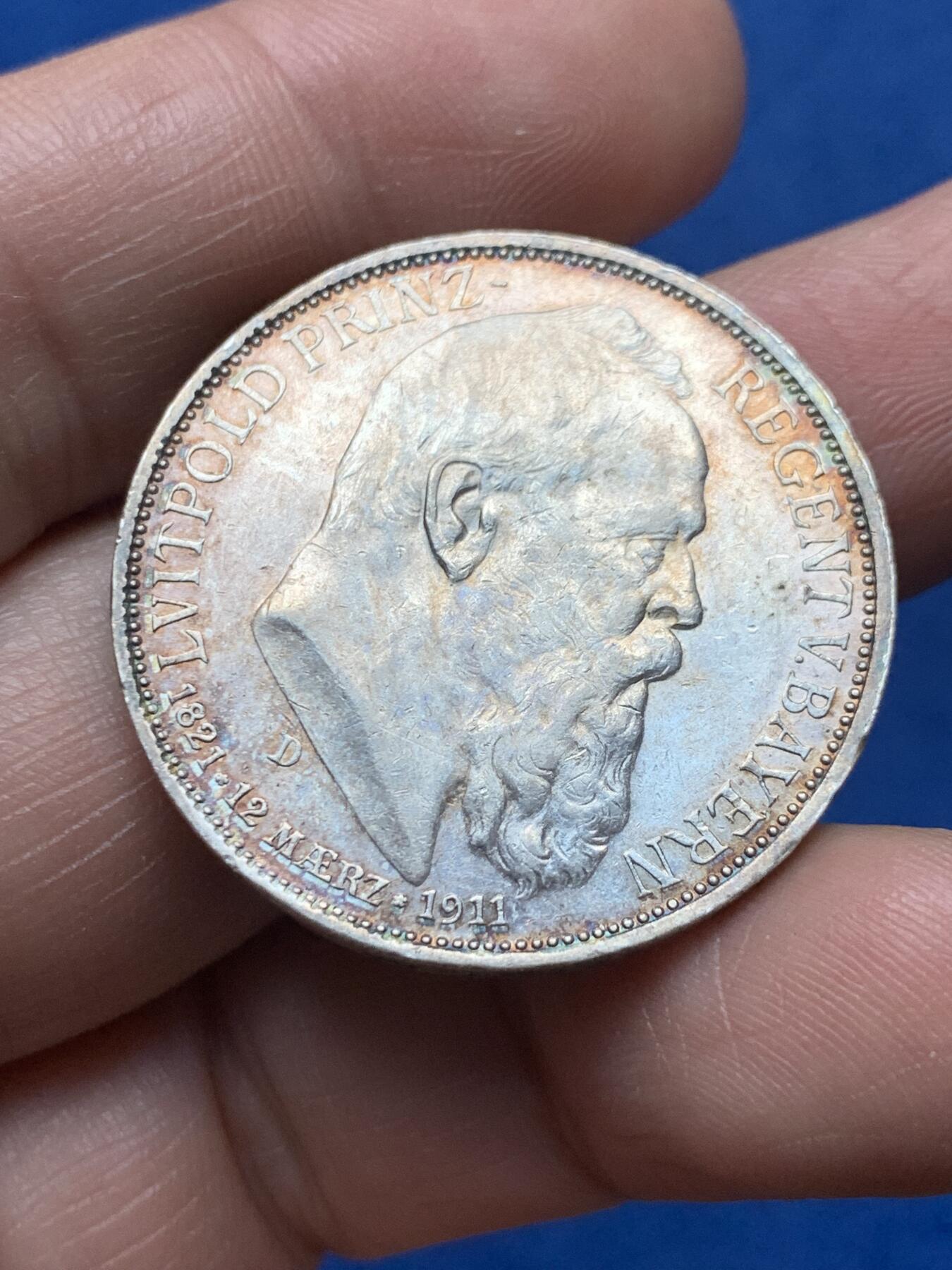 《竞宝斋》第377场 周日，周一 2场连拍 （全场包邮） 德国1911年巴伐利亚摄政王90周年3马克银币